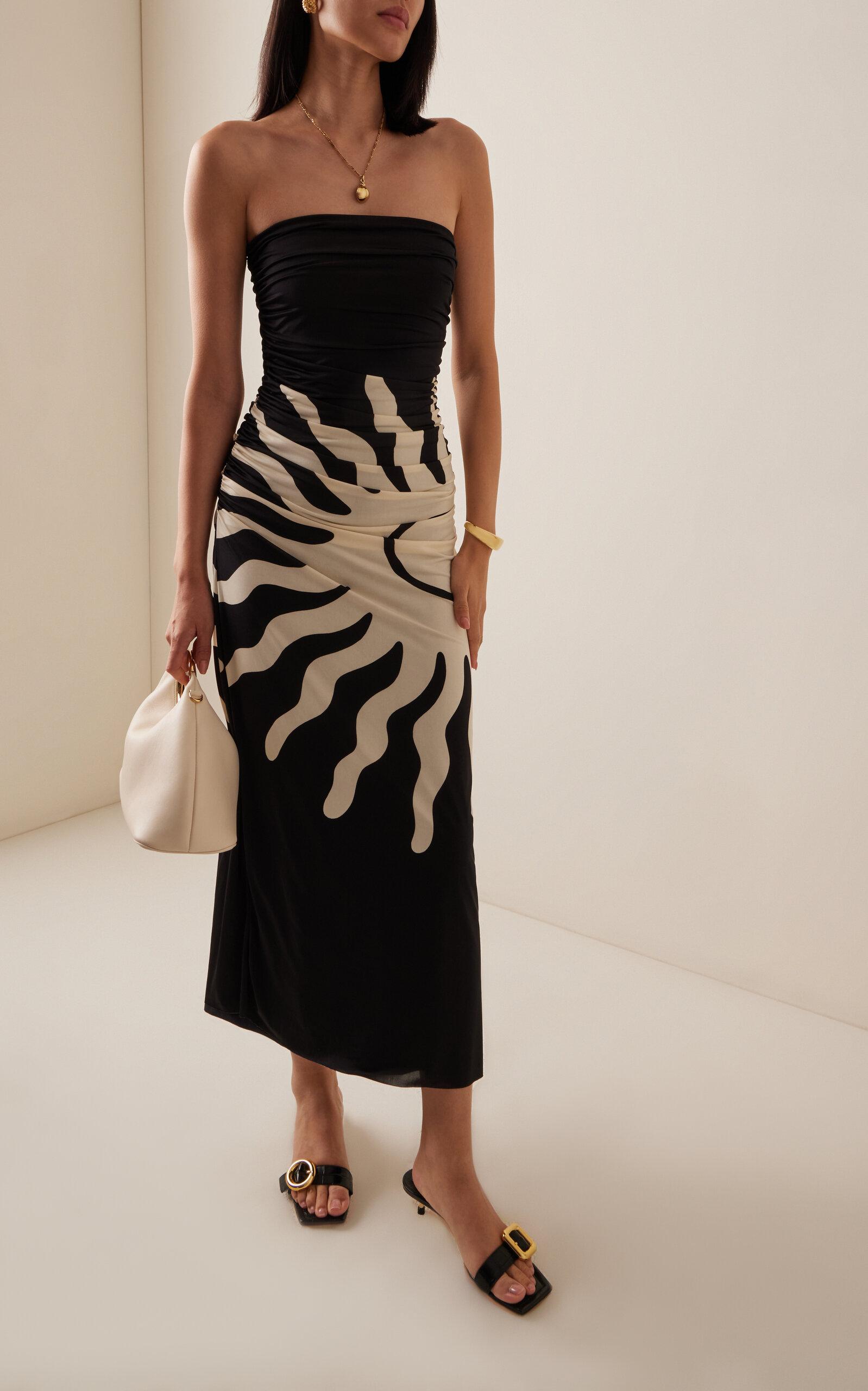 Cala De La Cruz Exclusive Daphne Strapless Printed Jersey Maxi Dress in Black | Lyst Canada Cala De La Cruz Exclusive Daphne Strapless Printed Jersey Maxi Dress in Black | Lyst Canada