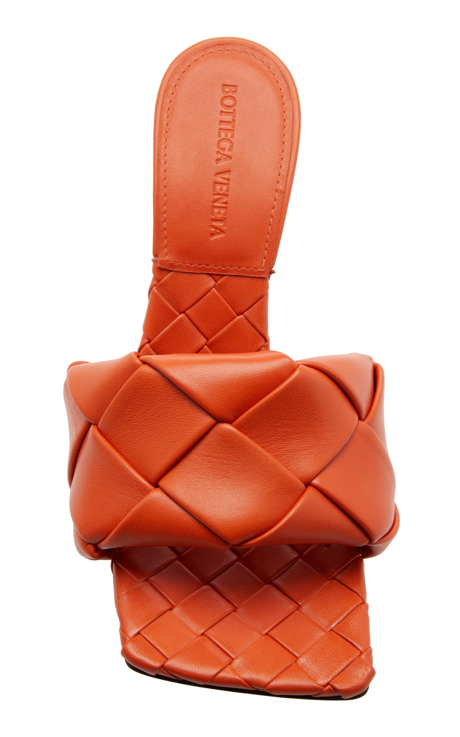 Bottega Veneta Leather Lido Sandals in Orange - Lyst
