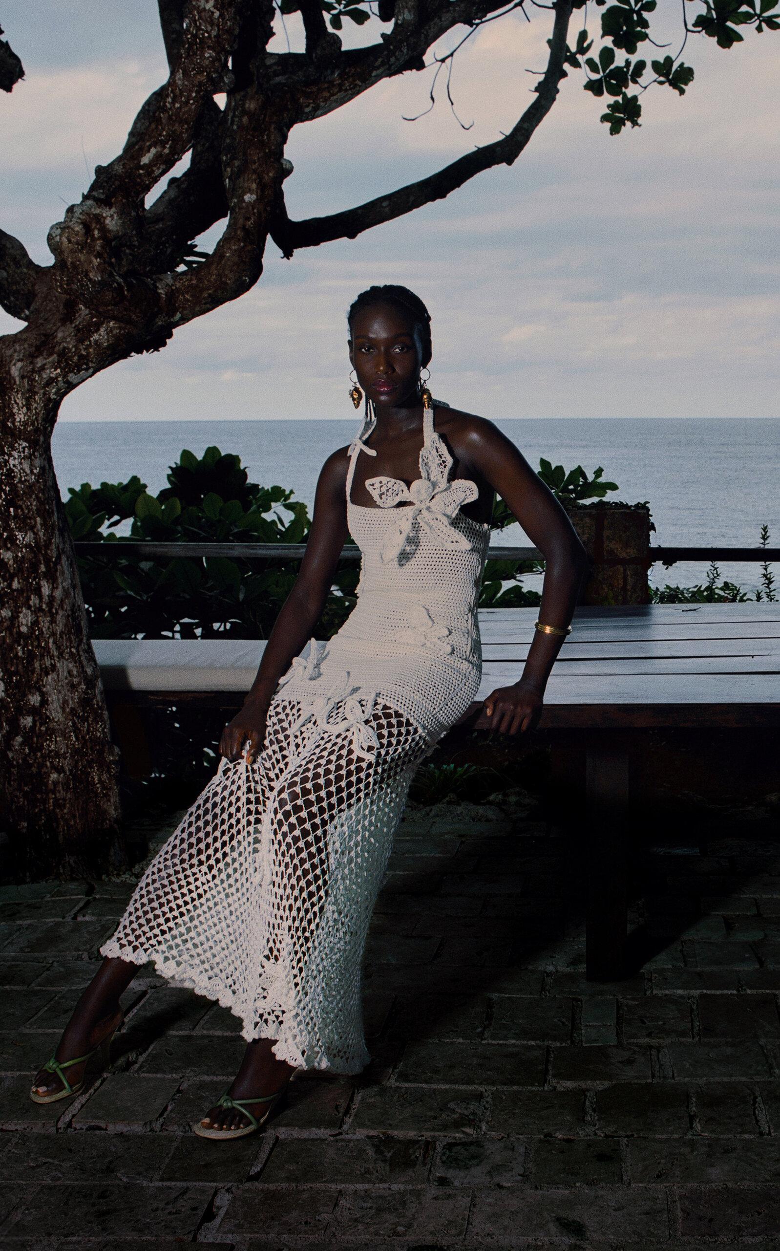 Oscar De La Renta★素敵！Off White Crochet Halter Neck Dress Oscar de la Renta Orchid Crochet Maxi Halter Dress | Neiman