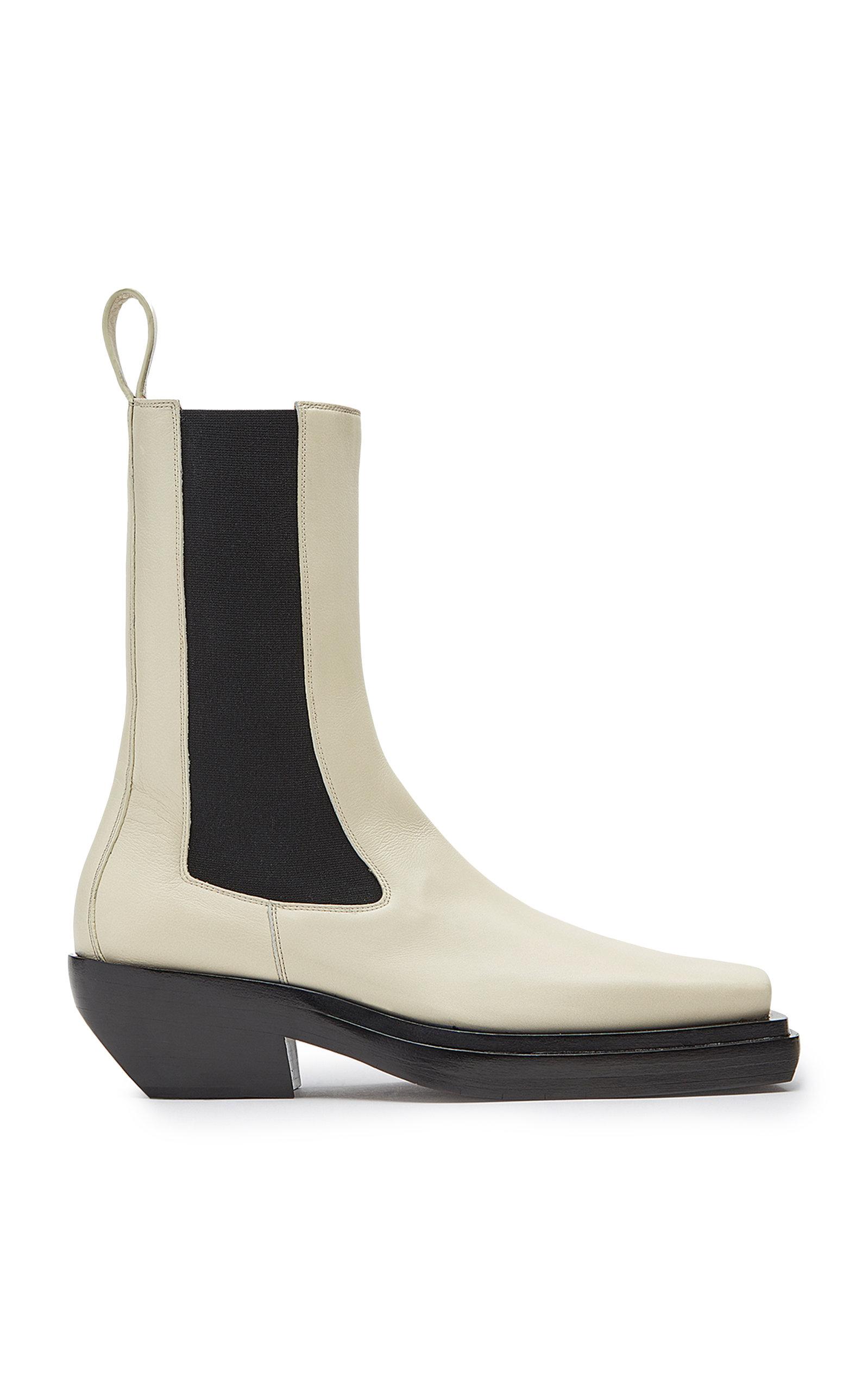 Bottega Veneta The Lean Chelsea Boots in White | Lyst