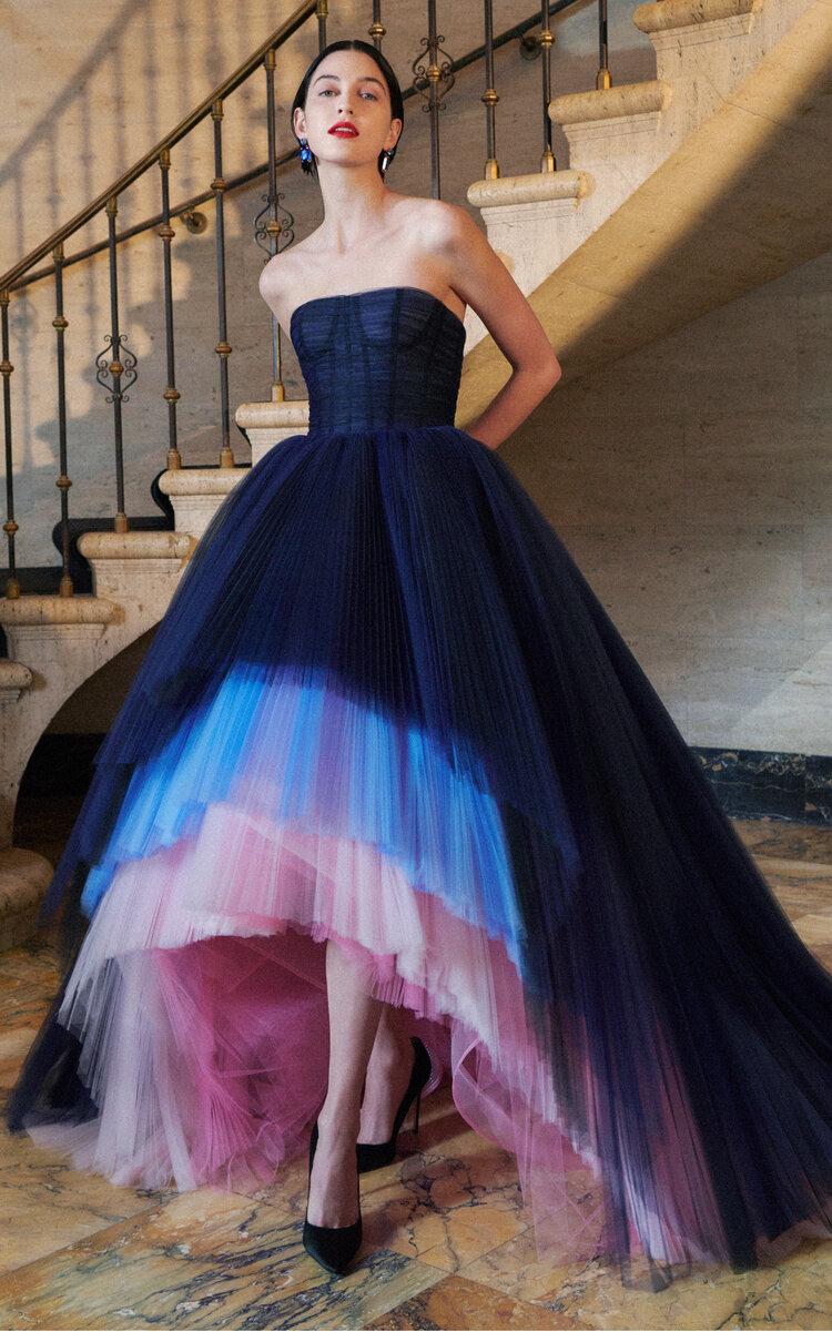 Carolina Herrera Tiered Pleated Tulle Gown | Lyst