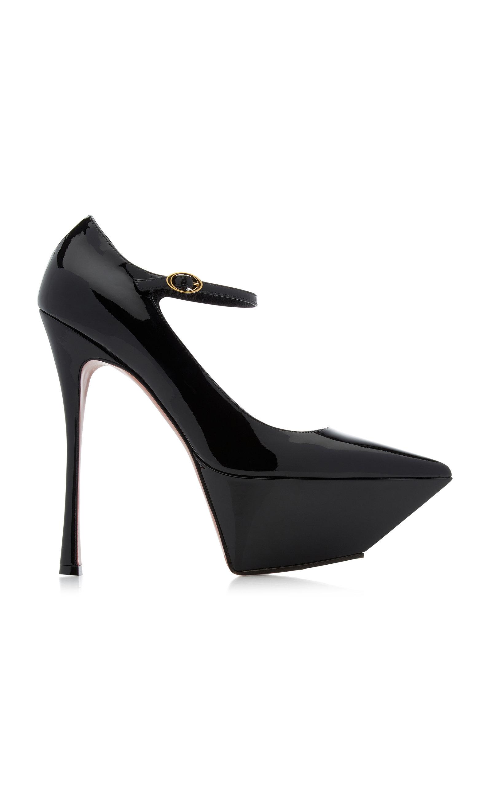 AMINA MUADDI Yigit Triangle Plateau Pumps in Black | Lyst