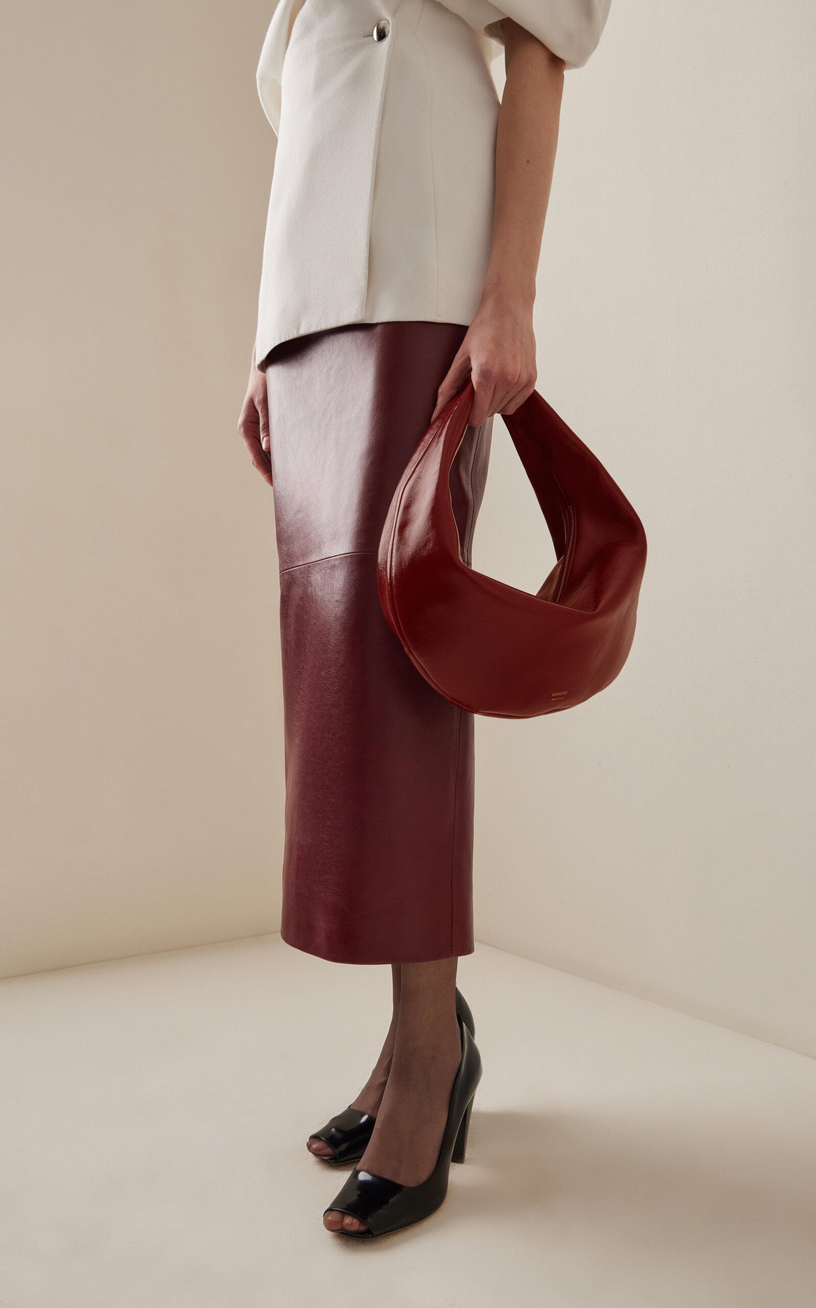 【関税込み】KHAITE レッド ミディアム Olivia バッグ KHAITE Medium Olivia Shoulder Bag | Red | FARFETCH CA