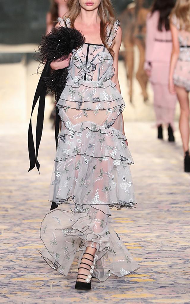 Alice mccall she moves me dress discount