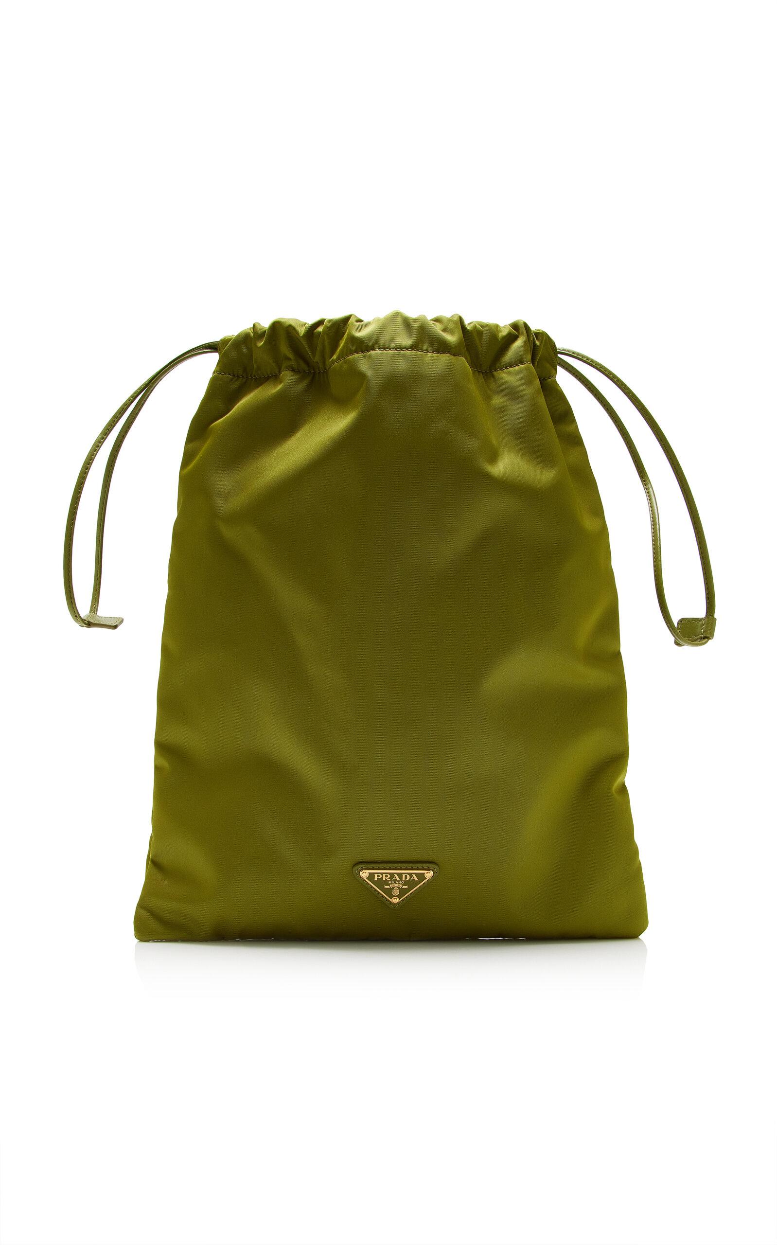バッグ PRADA Khaki Nylon Drawstring Pouch Y2K Prada Drawstring Nylon Pouch in Green | Lyst UK