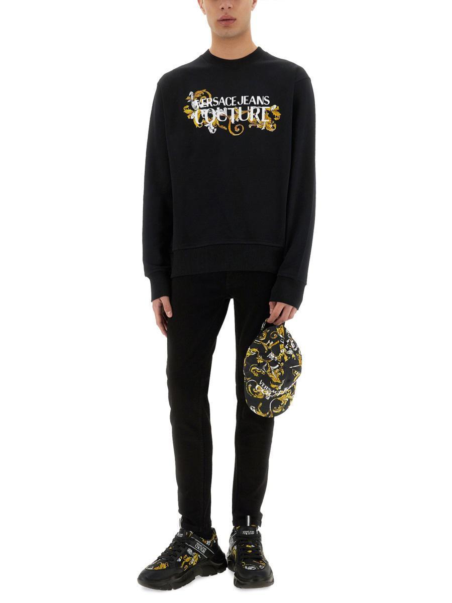 スウェット・トレーナー Versace Jeans Couture Sweatshirt With Baroque Outline Logo Versace Jeans Couture Sweatshirt With Baroque Outline Logo
