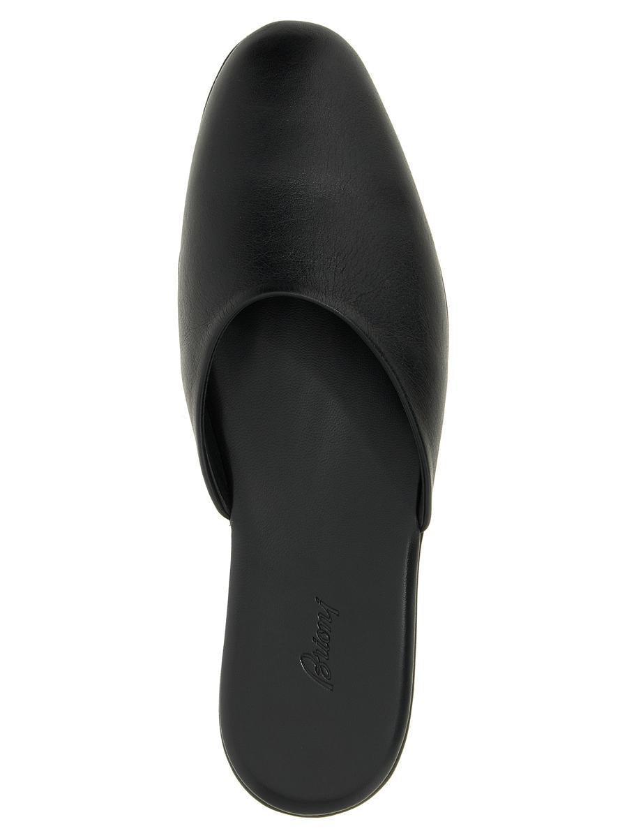 フラットシューズ BRIONI Leather sabots Black Brioni Leather Sabots in Black | Lyst