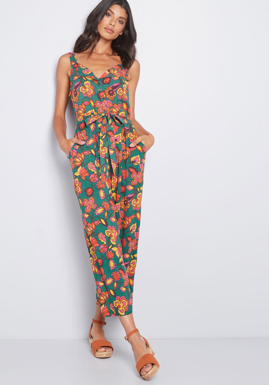 ModCloth Expressive Aesthetic Cropped Jumpsuit in Green - Save 76% - Lyst