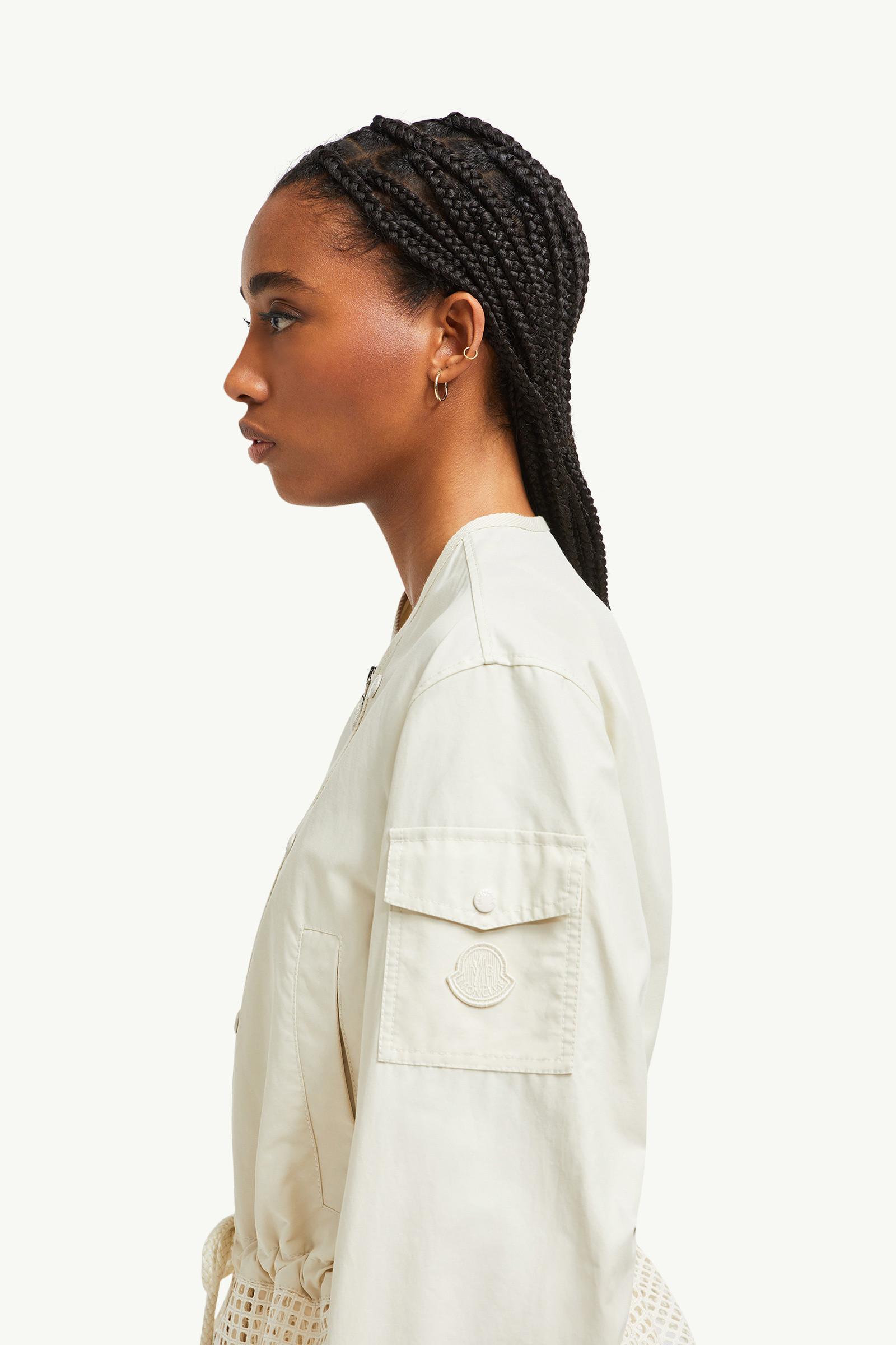 Moncler Rochecotte Broderie Anglaise-Trimmed Jacket ★関税込 Moncler Rochecotte Broderie Anglaise-Trimmed Jacket in White