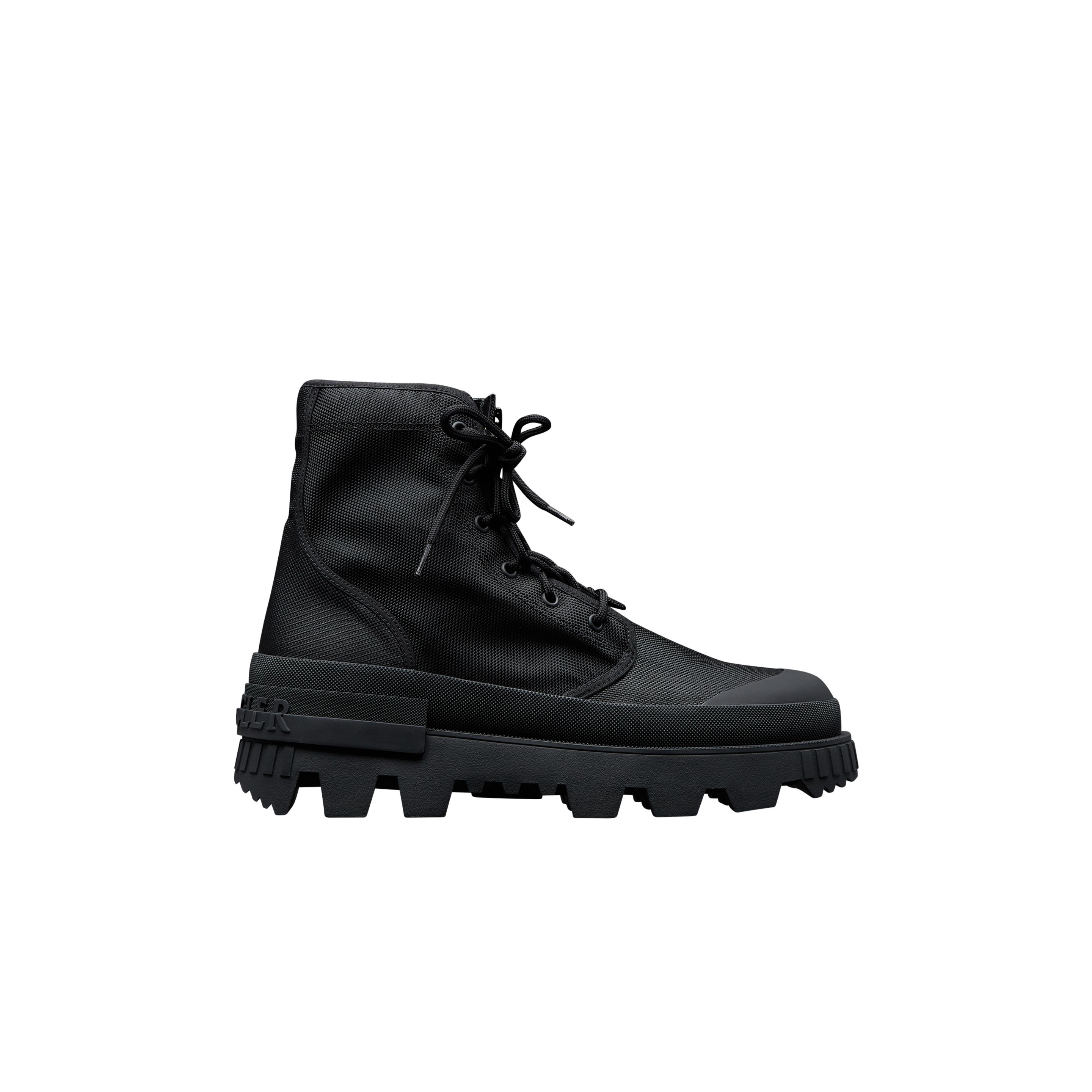 Moncler 4 Hyke Hyke Desertyx Lace-up Boots in Black for Men | Lyst