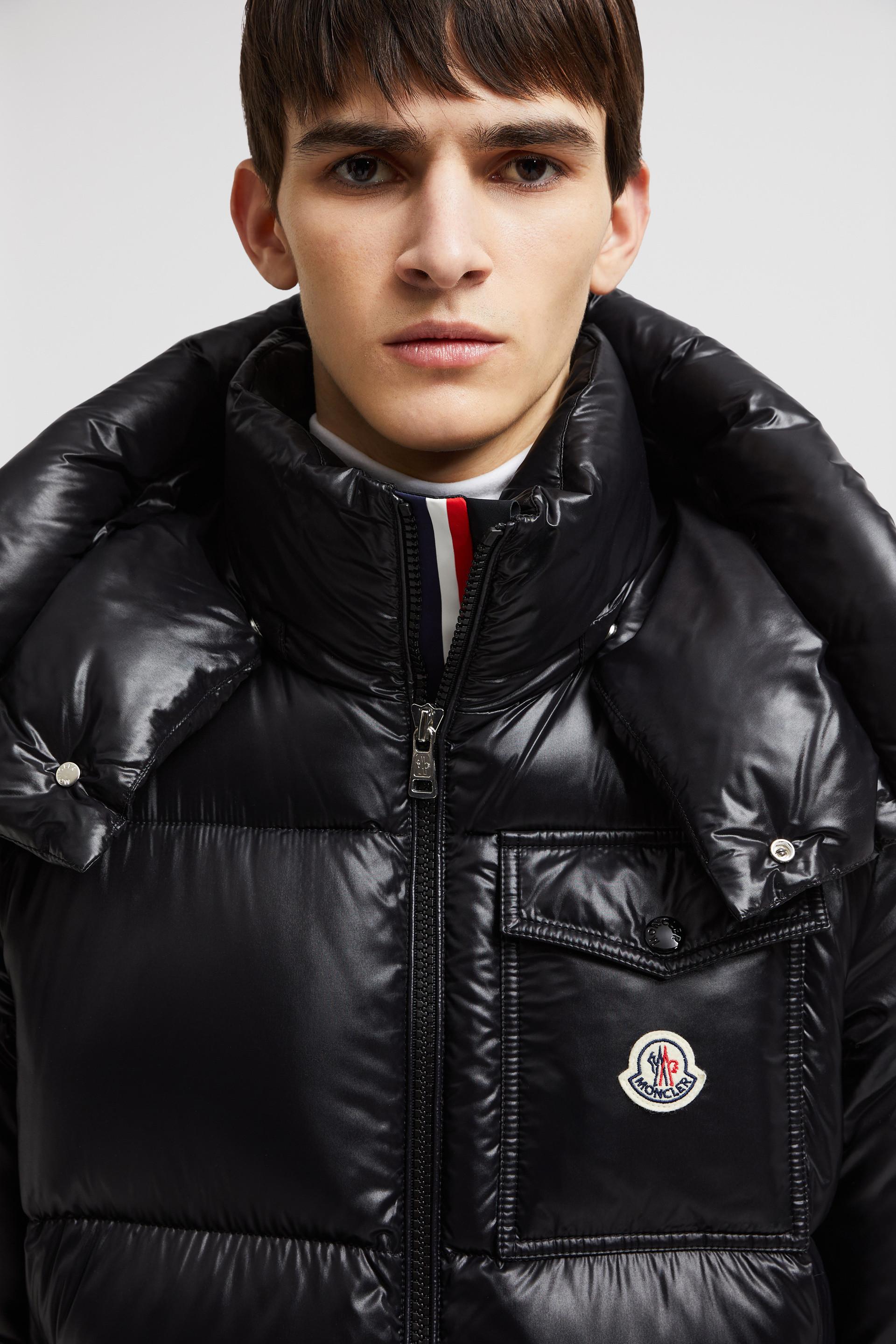 Moncler Montbeliard Short Down Jacket in Black for Men Lyst UK