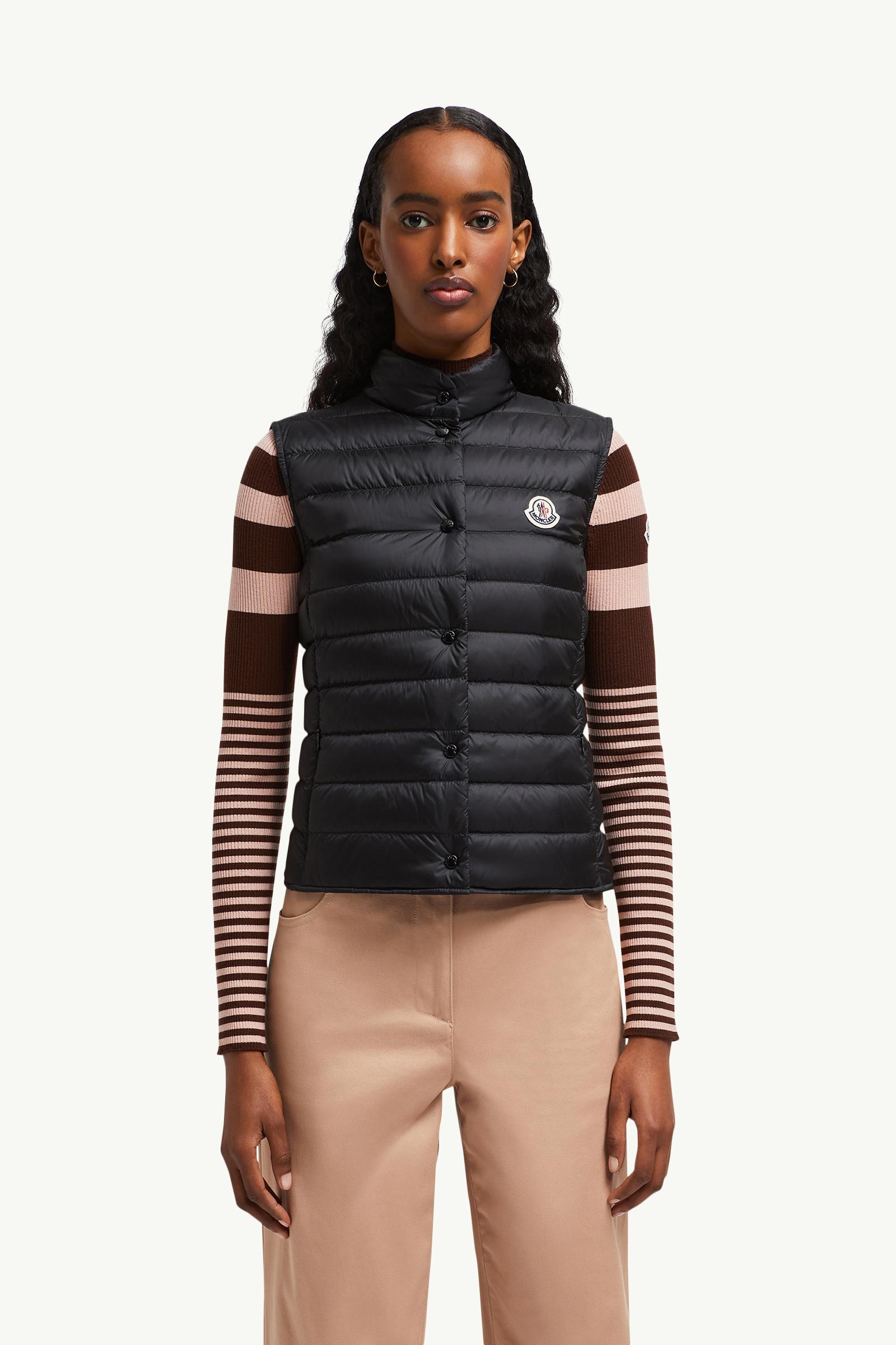 【関税＆送料込み】Moncler Liane Mock Neck Logo Patch Down Moncler Liane Mock Neck Logo Patch Down Gilet In Grey - 8