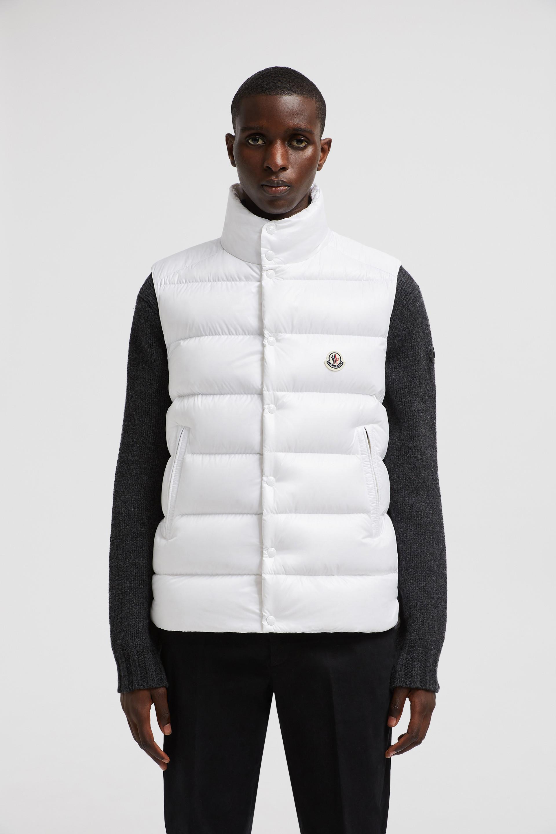 Moncler Nylon Laque Down Filled Tibb Gilet in White for Men Lyst UK
