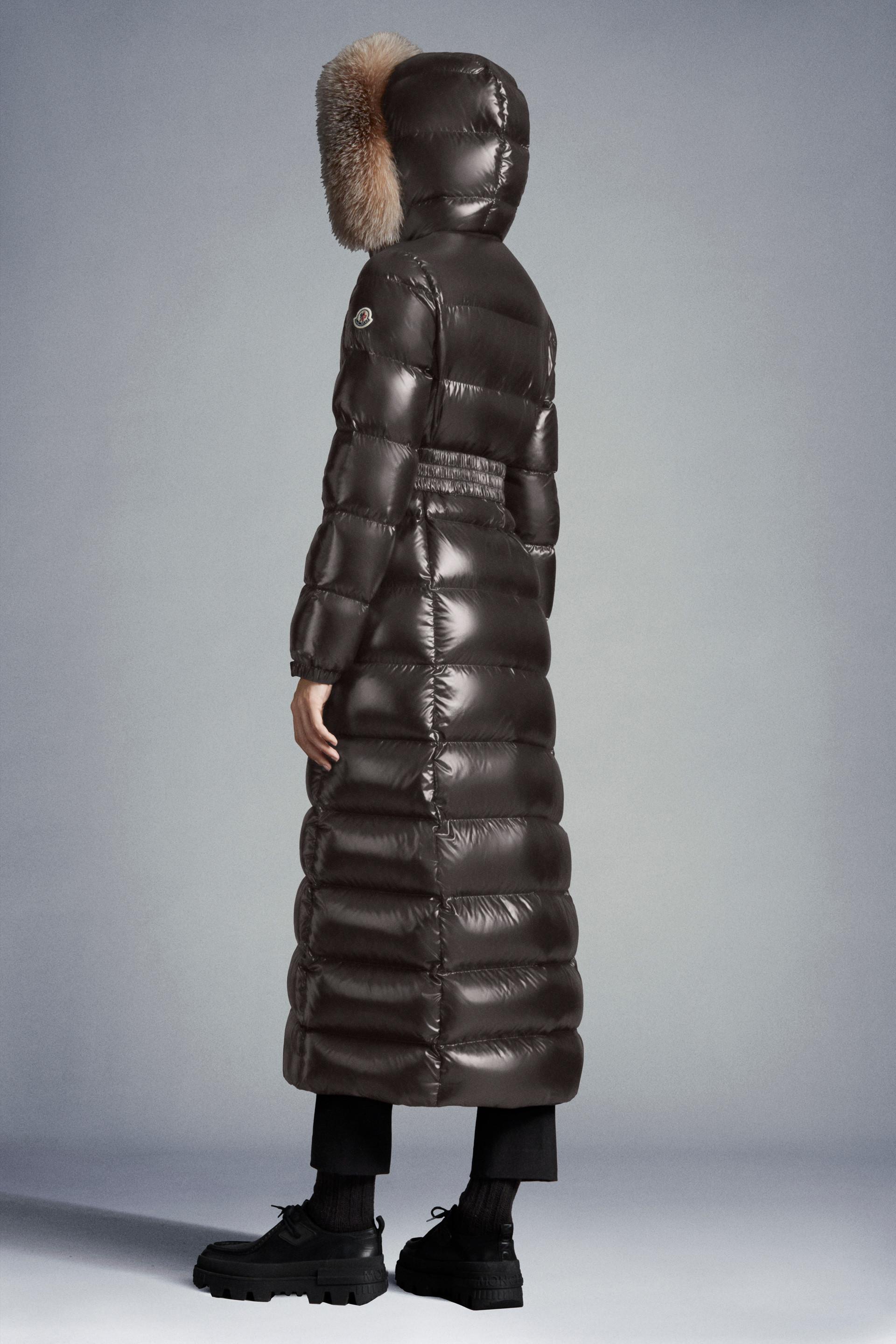 Moncler Hudson Longline Puffer Coat in Black | Lyst