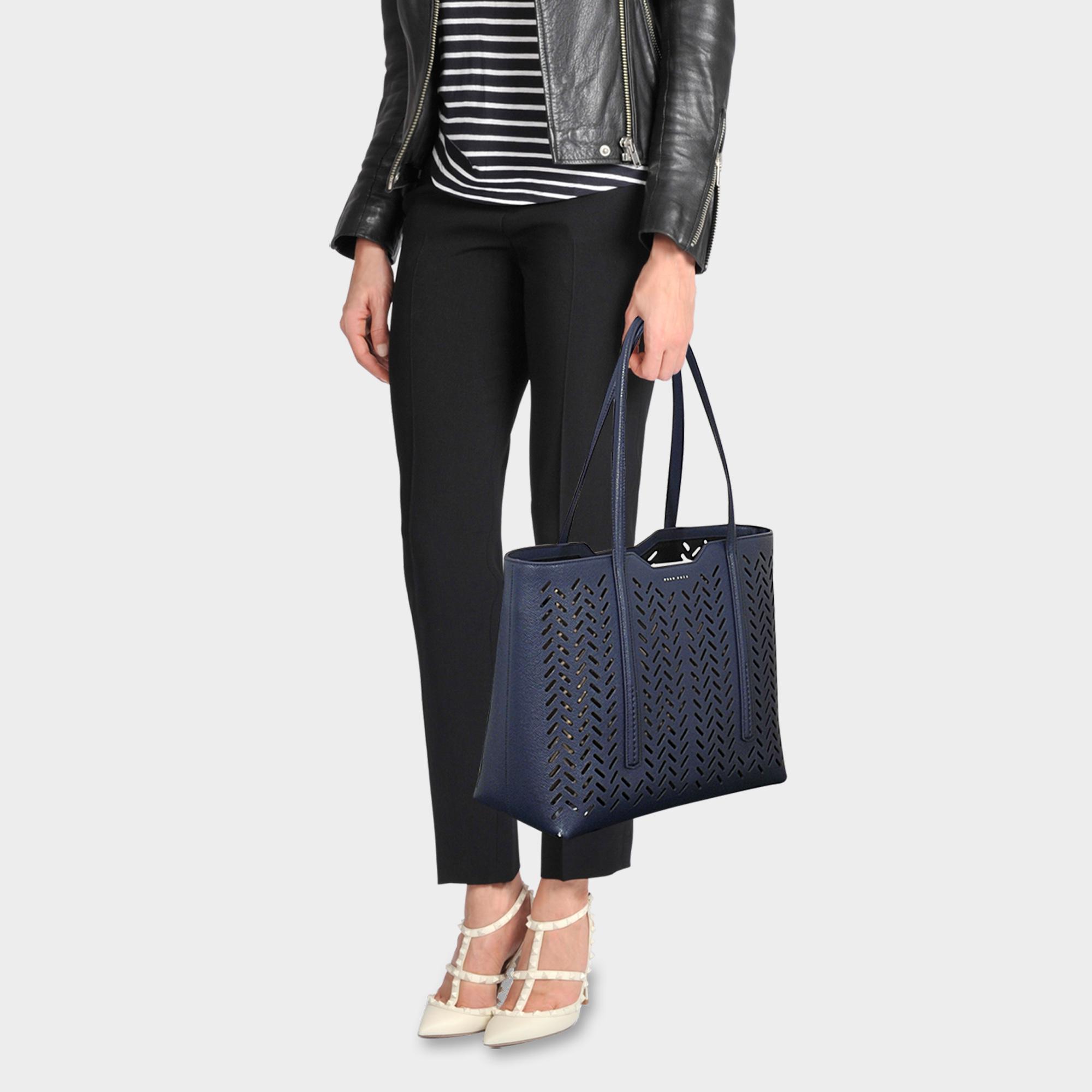 BOSS by HUGO BOSS Leather Taylor Lasered Shopper Bag In Medium Blue Lasered  Saffiano Printed Calfskin - Lyst