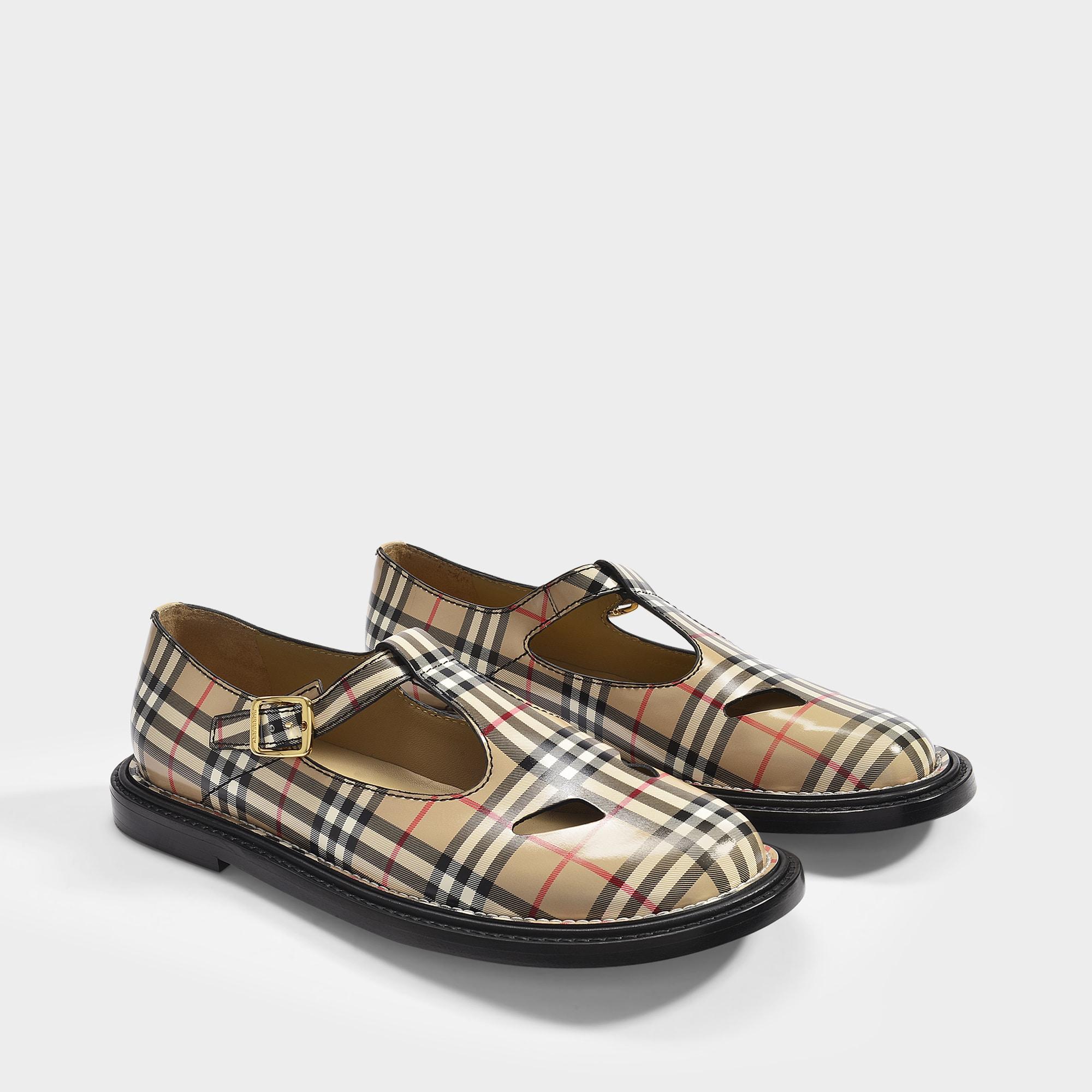burberry t strap shoes