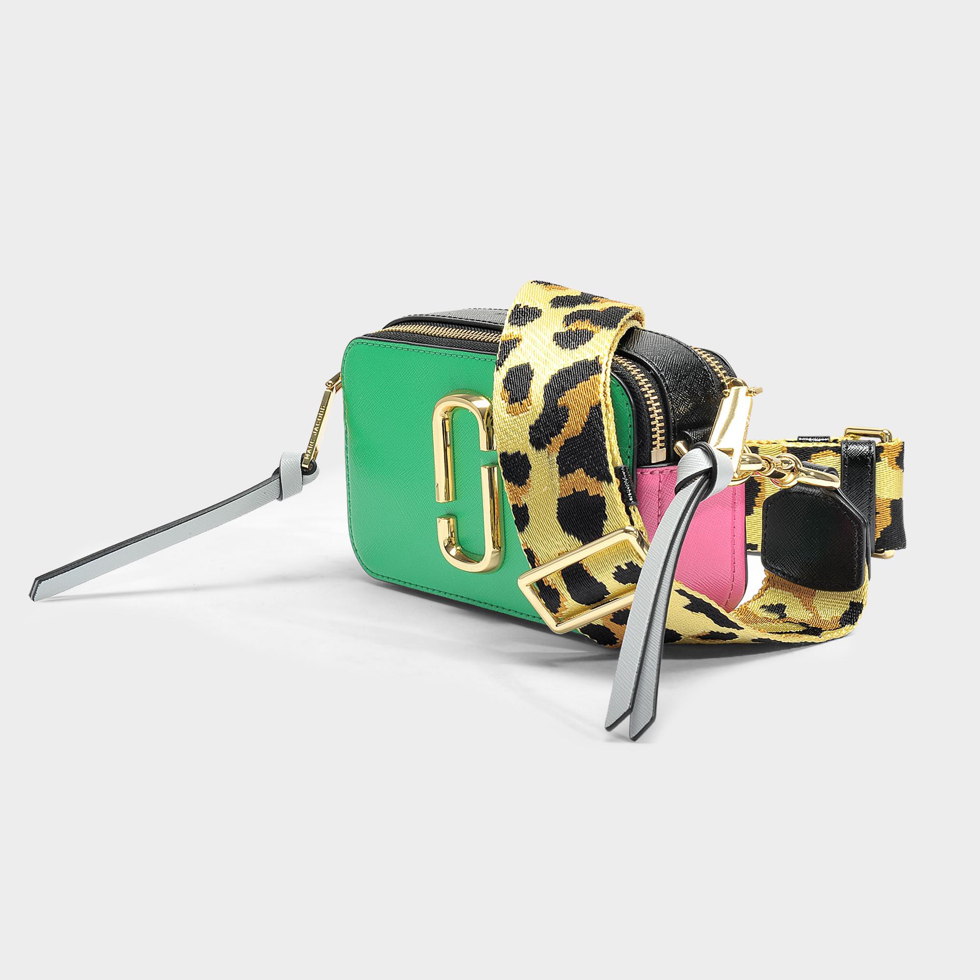 marc jacobs green snapshot bag
