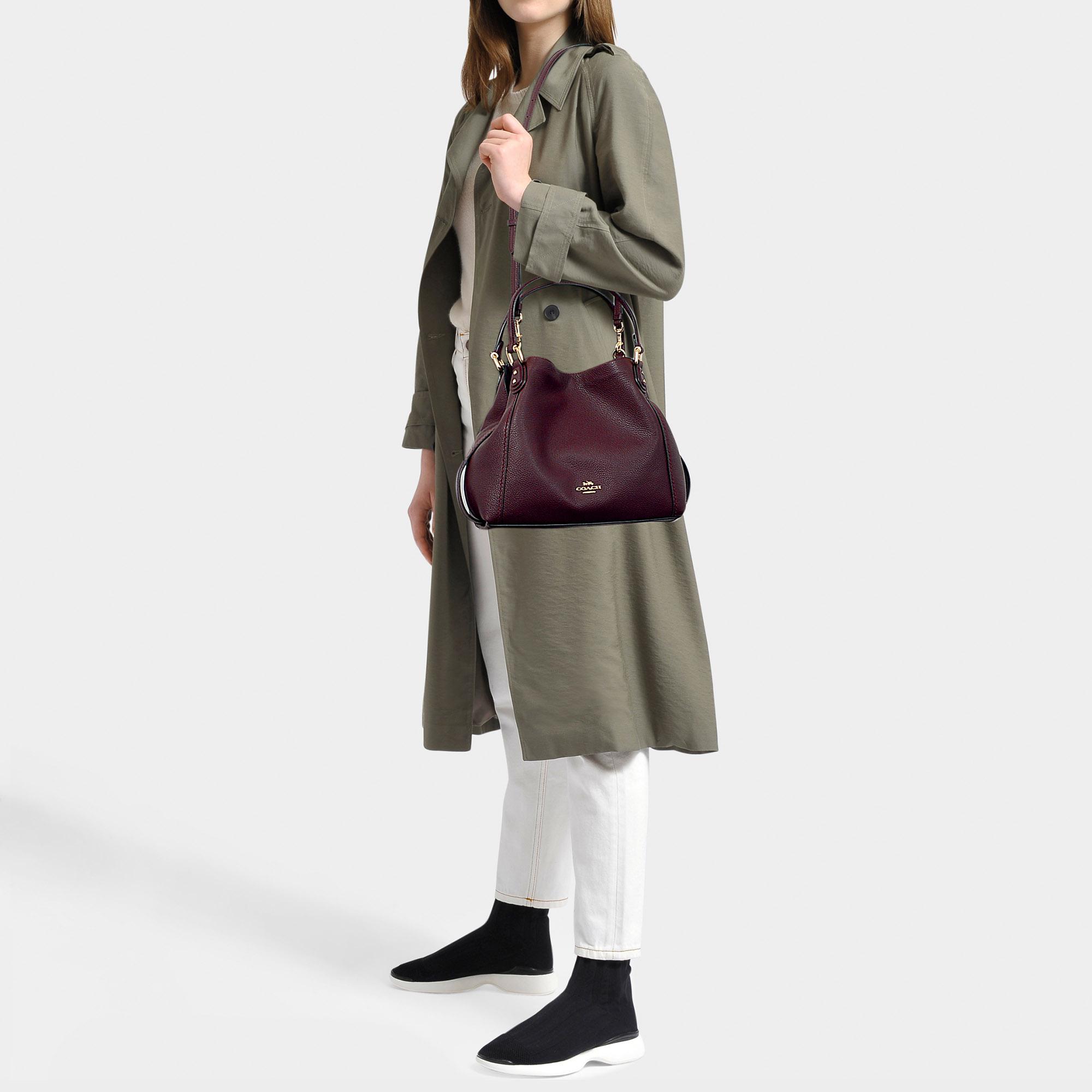Sac Porté Epaule Edie 28 en Cuir de Veau Rose Sac Porté Epaule Edie 28 en Cuir de Veau Rose