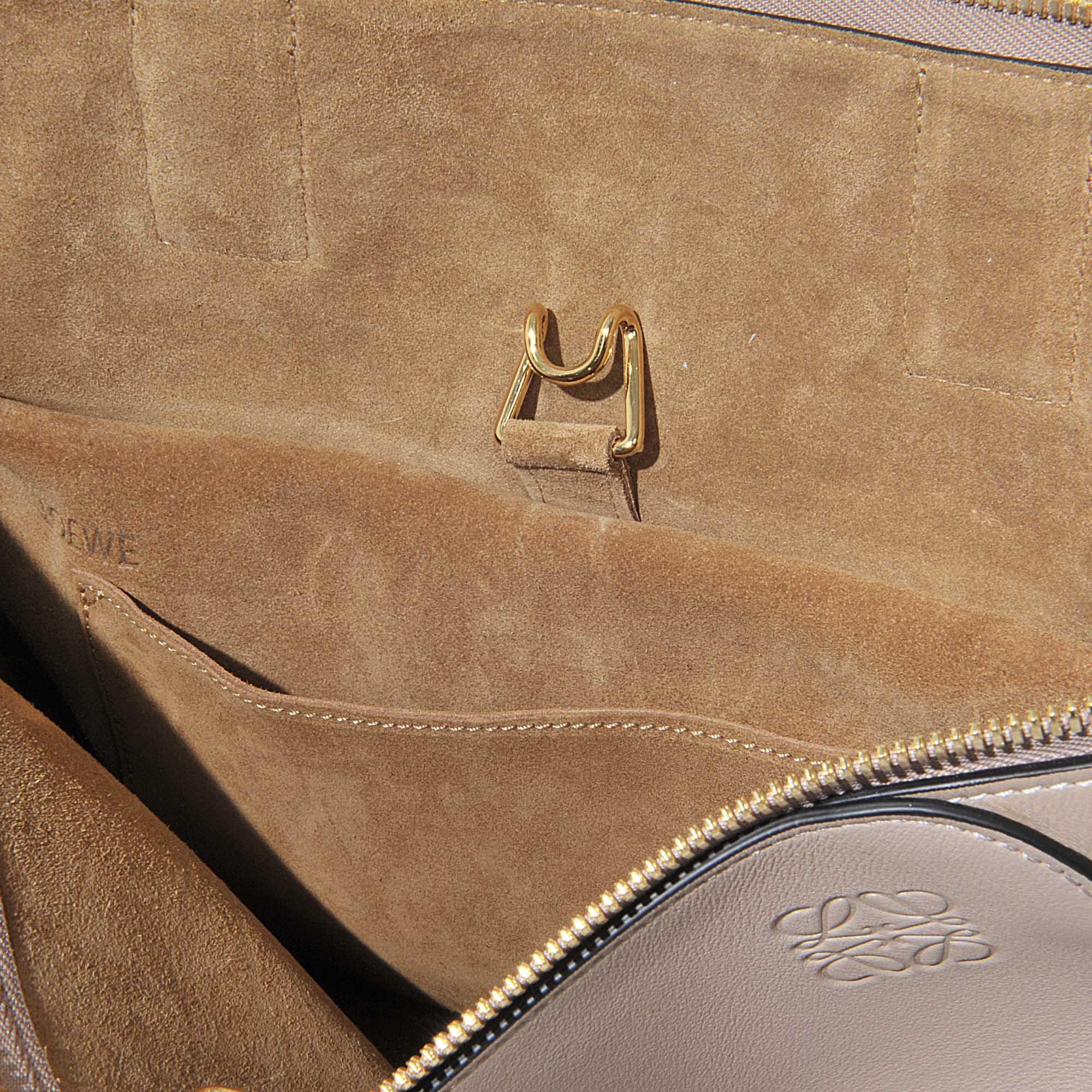 Loewe Leather Zipper Bag | Lyst