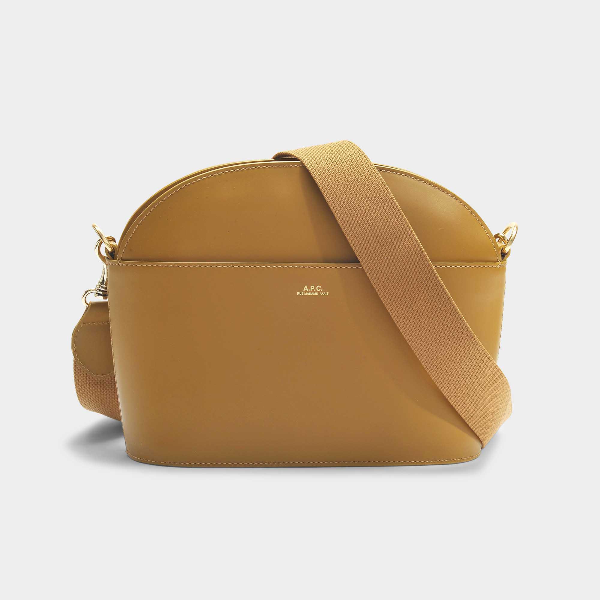 sac apc camel