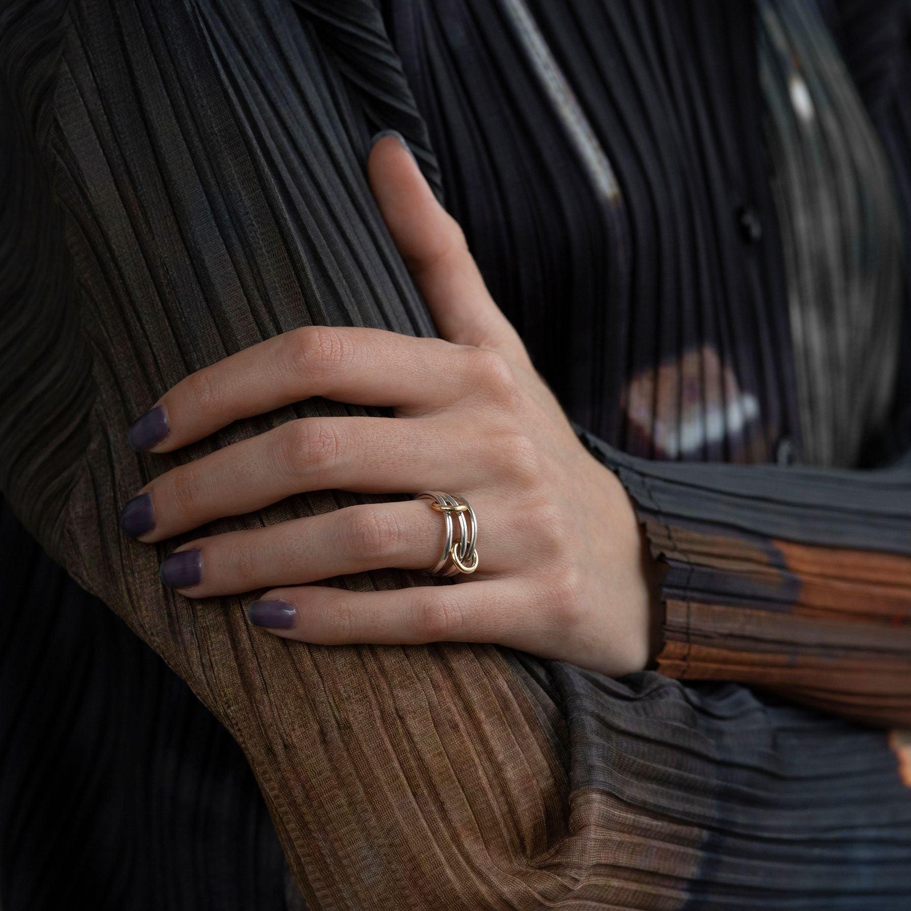 Womens Jewellery Rings Spinelli Kilcollin Solarium Ring in Metallic 