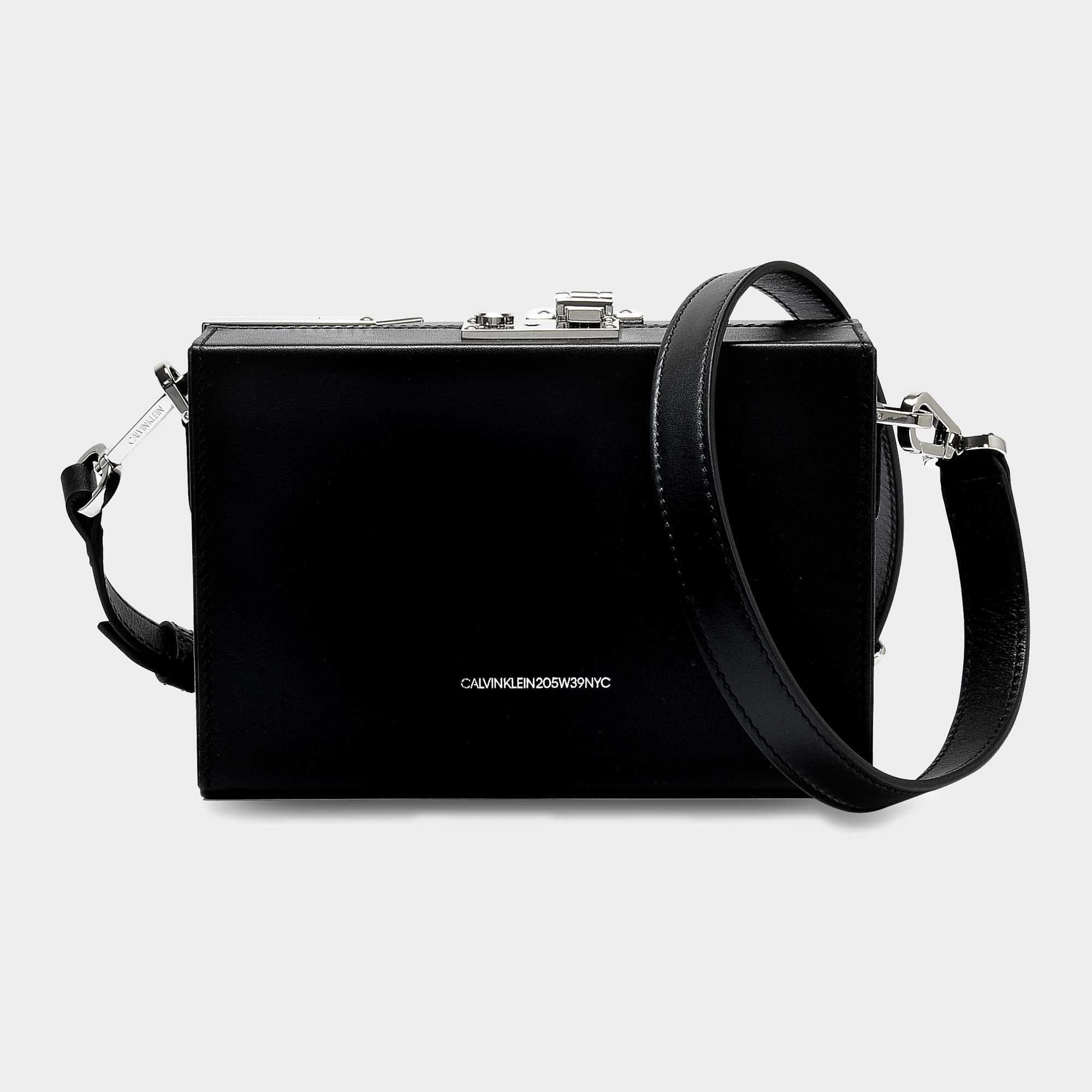 CALVIN KLEIN 205W39NYC Mini Box Shoulder Bag in Black | Lyst