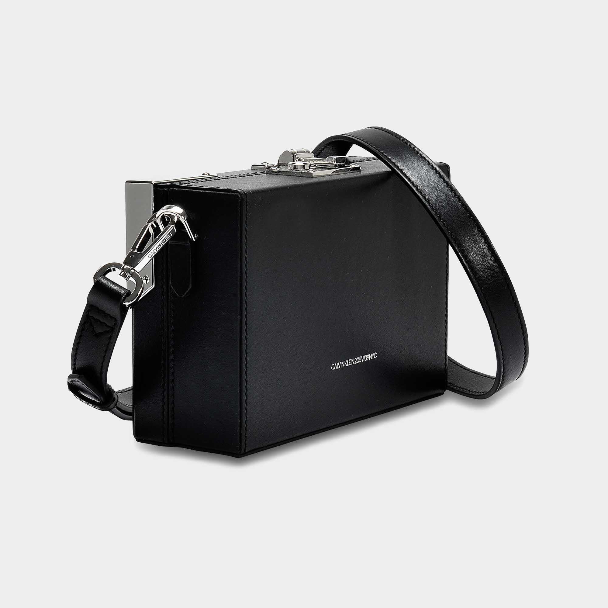CALVIN KLEIN 205W39NYC Mini Box Shoulder Bag in Black | Lyst