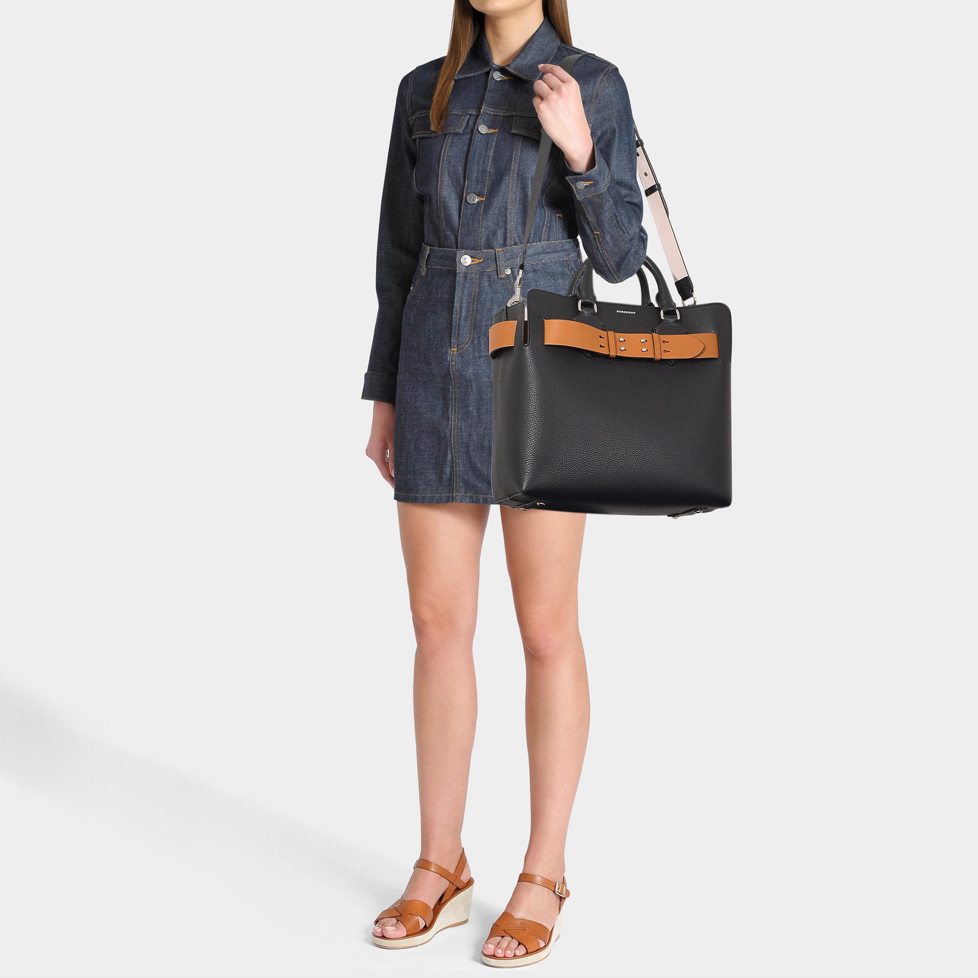 Burberry Leather The Medium Belt Bag In Black Calfskin | Lyst