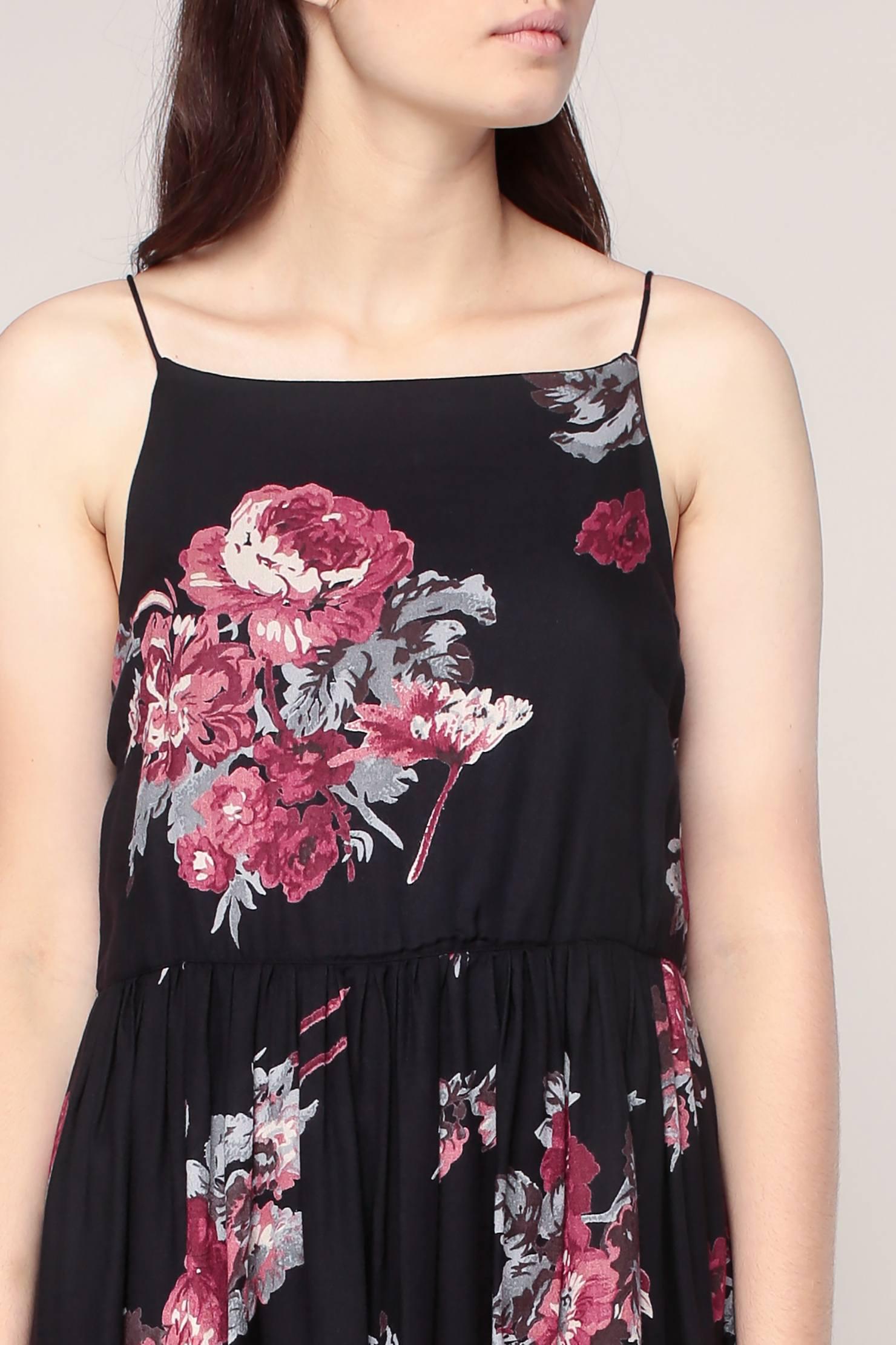 Lyst Vila Midlength Dresse in Black