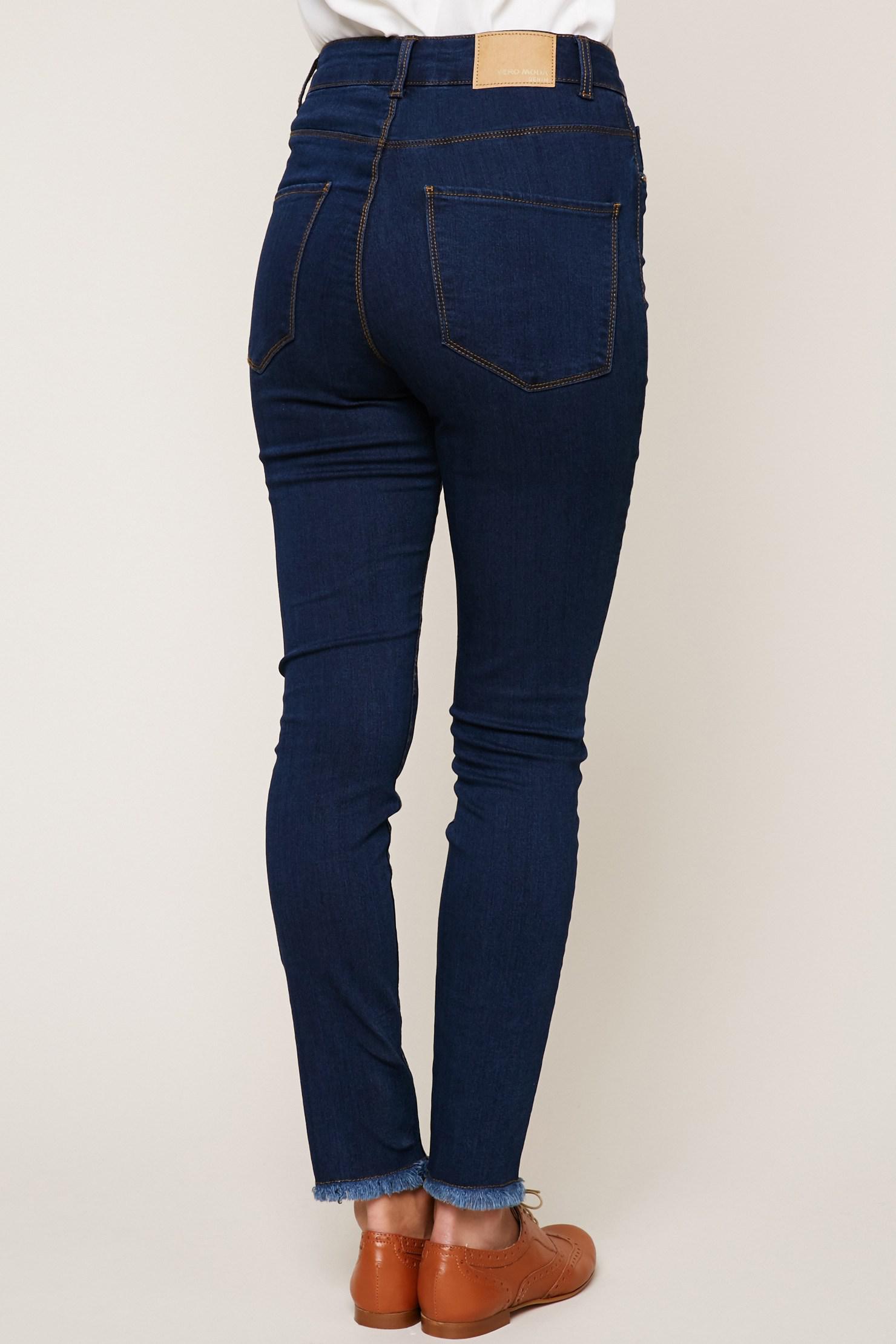 Lyst Vero Moda Highwaisted Jeans in Blue