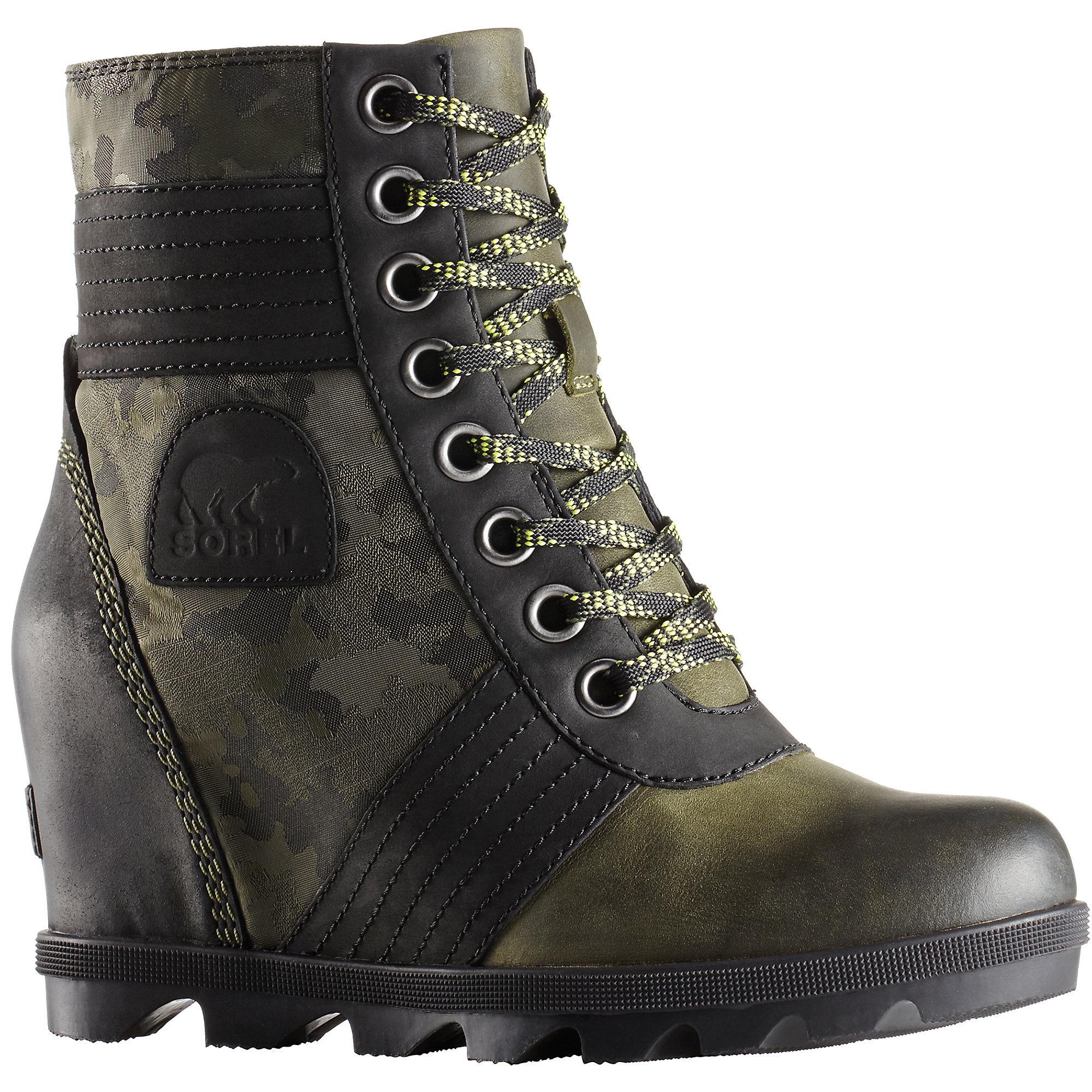 green sorel boots