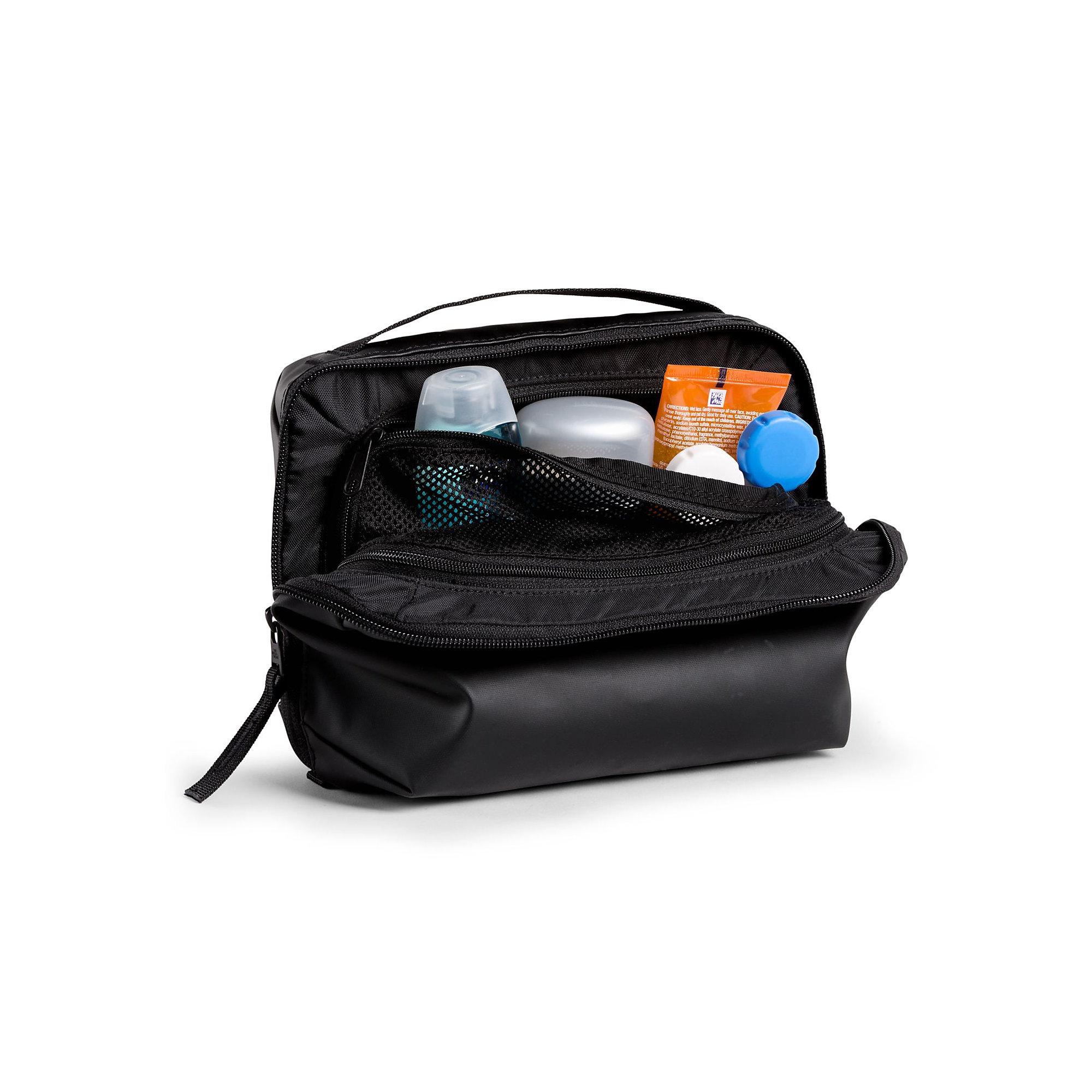 north face toiletry kit