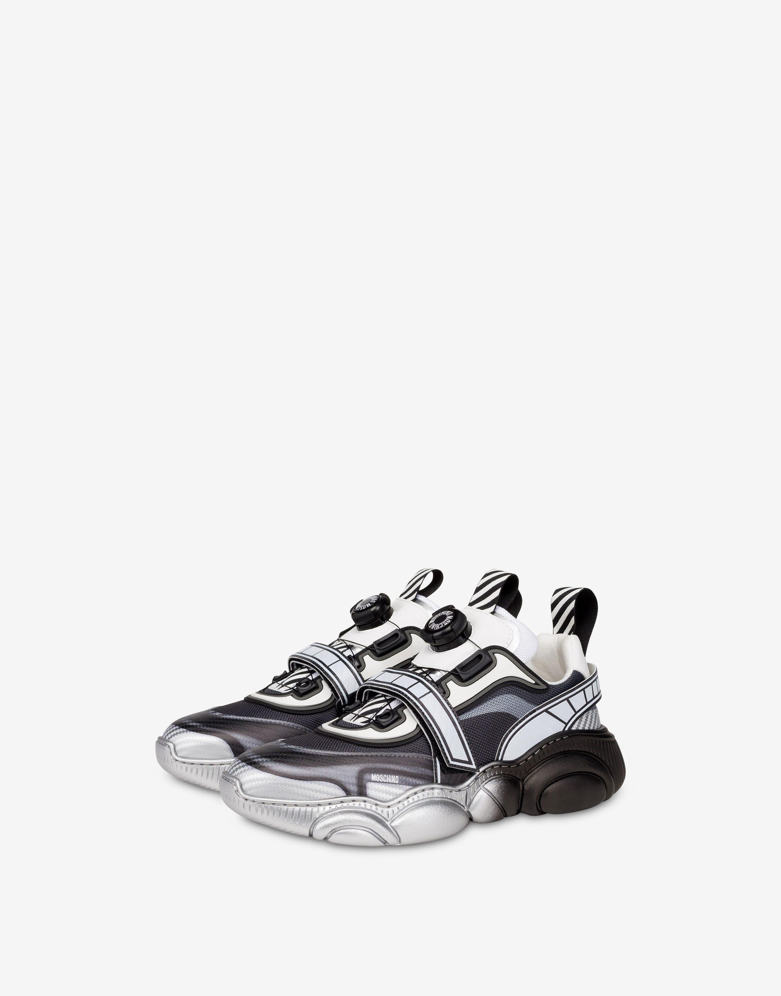 Sneakers with deals spinners