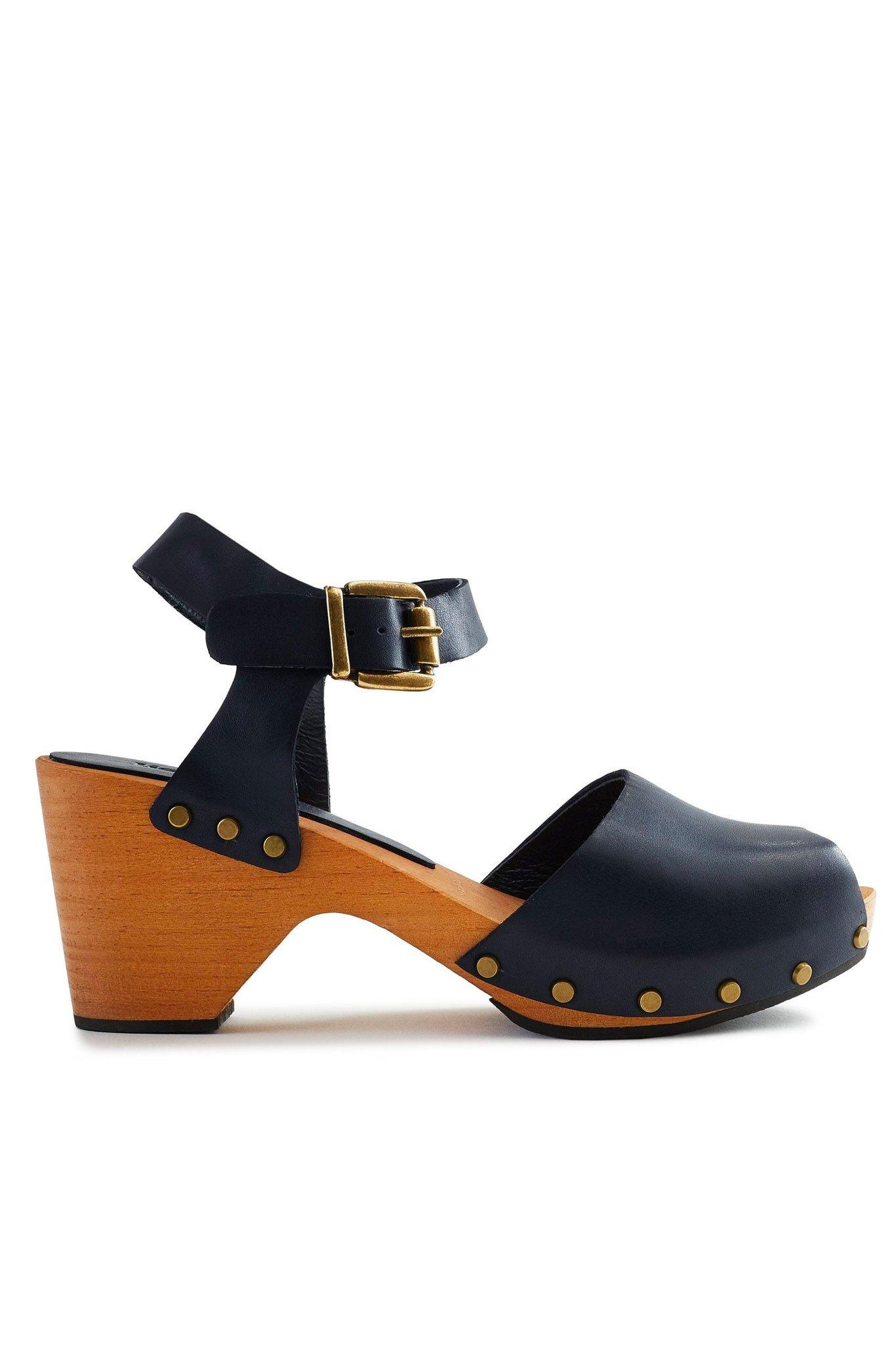 lisa b clogs