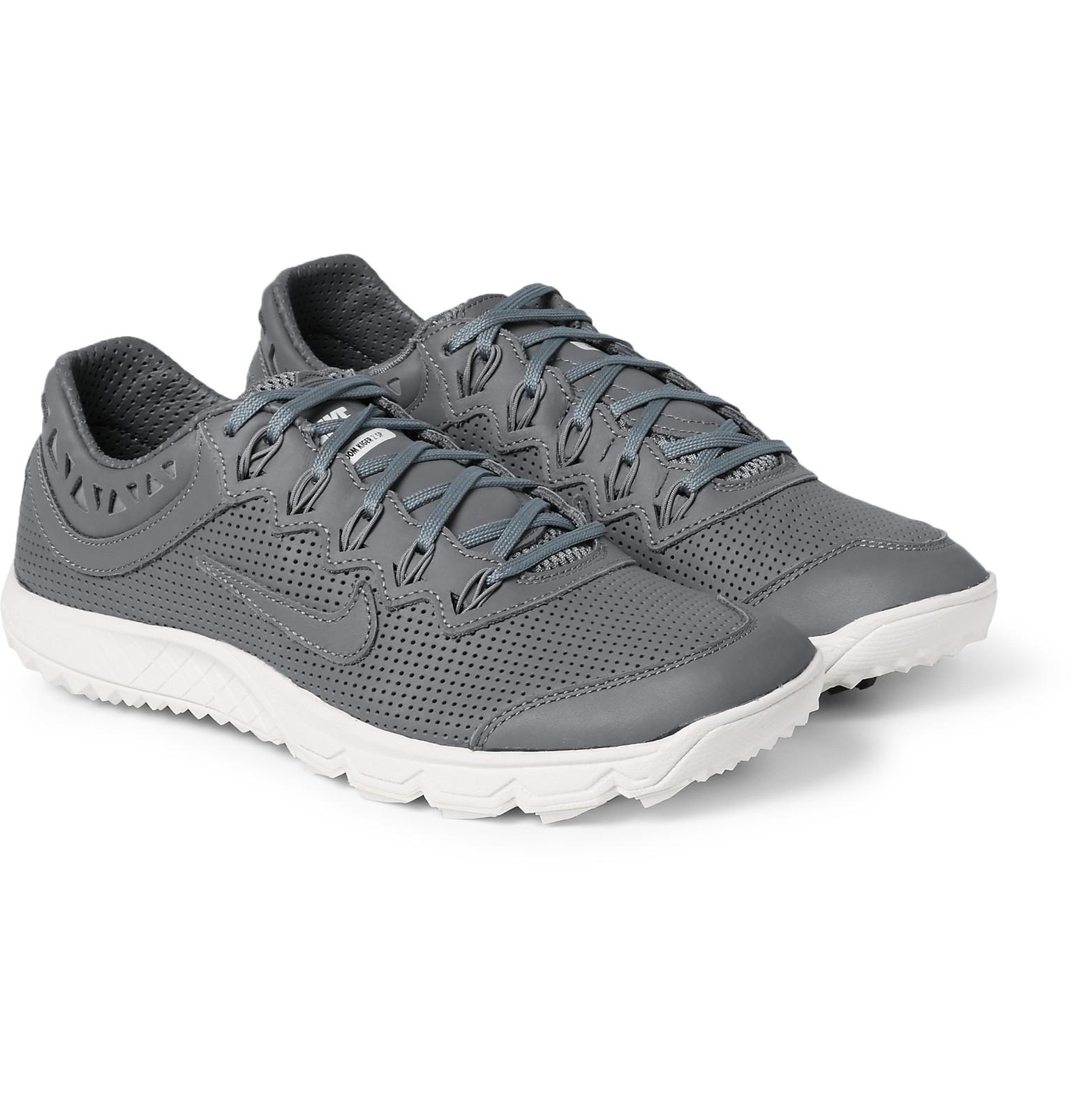 nike zoom terra kiger 2