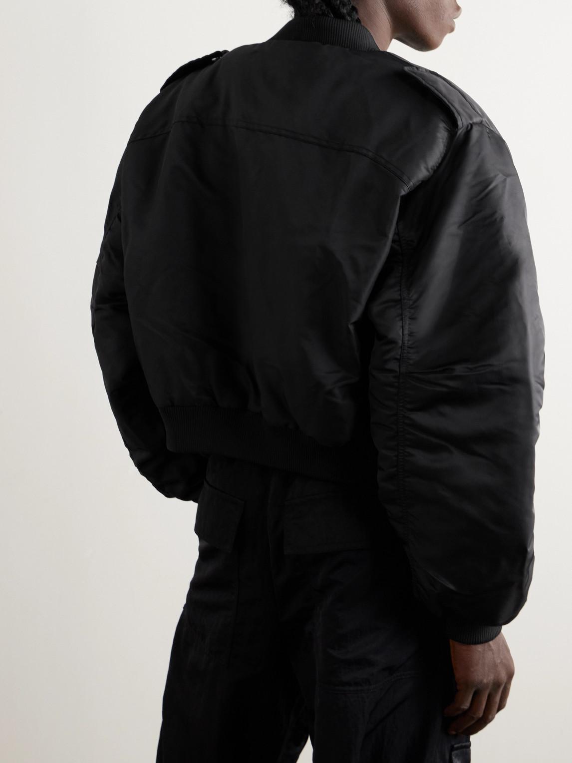 entire-studios-Black-A-2- entire-studios-Black-A-2-