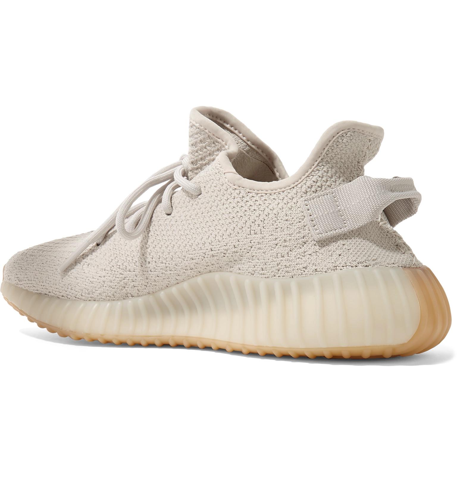 adidas Originals Yeezy Boost 350 V2 Primeknit Sneakers for | Lyst
