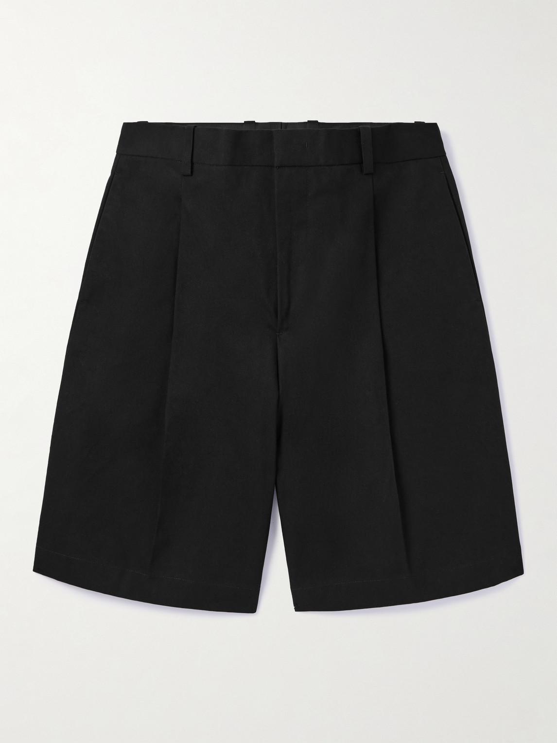 Jil Sander Wide-Leg Pleated Cotton-Canvas Shorts in Black