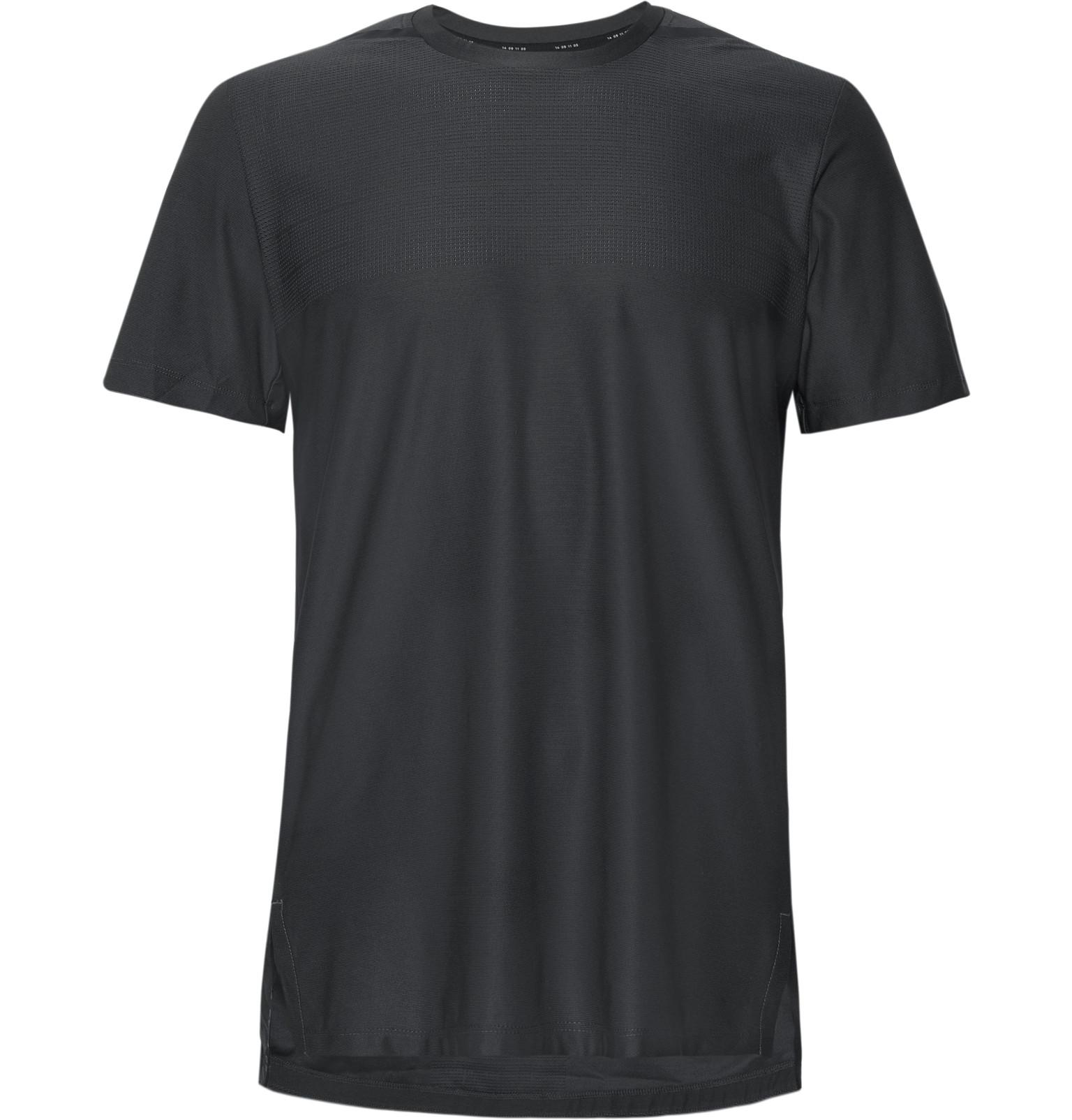 nike tech pack tee