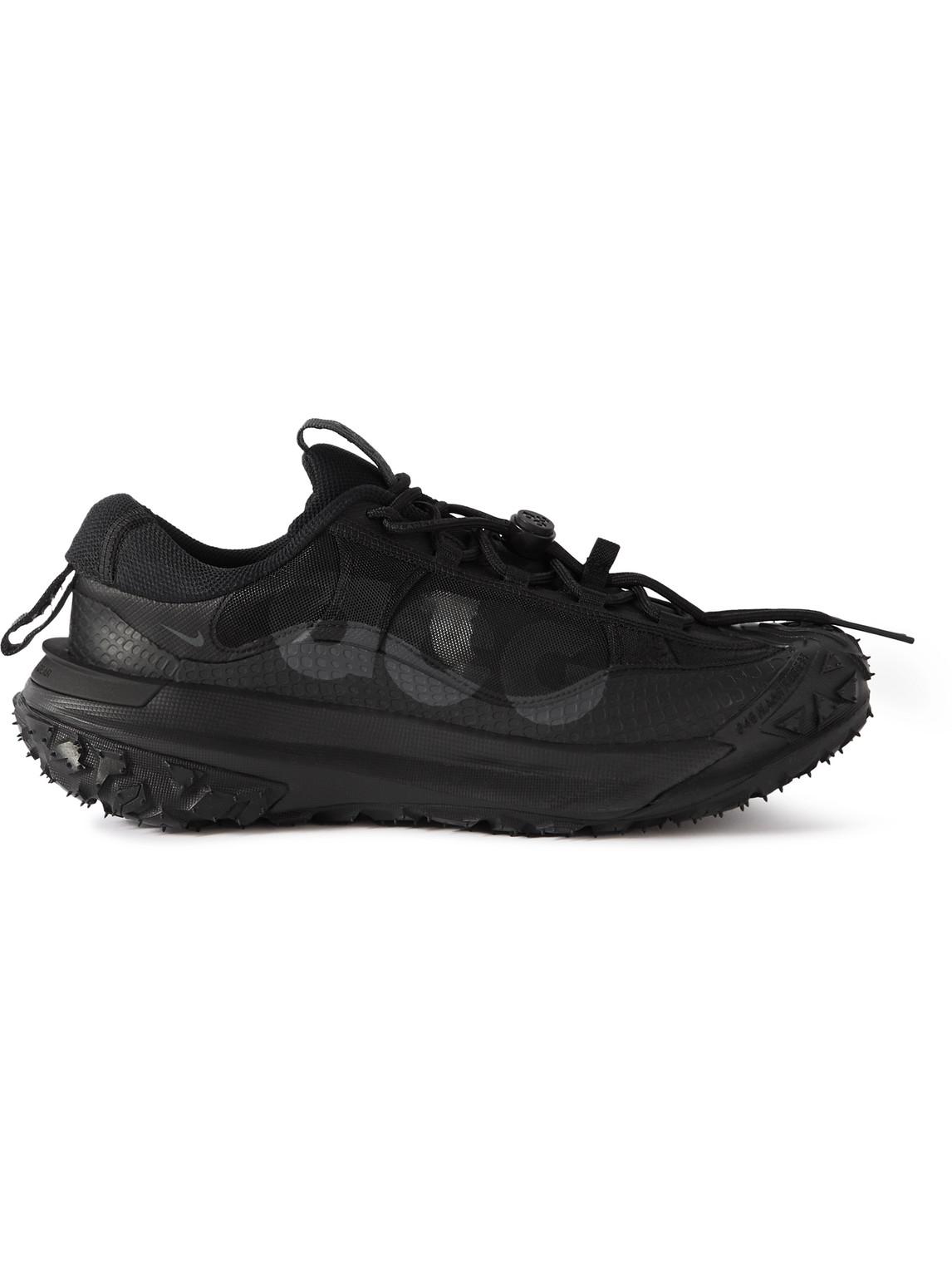all black acg