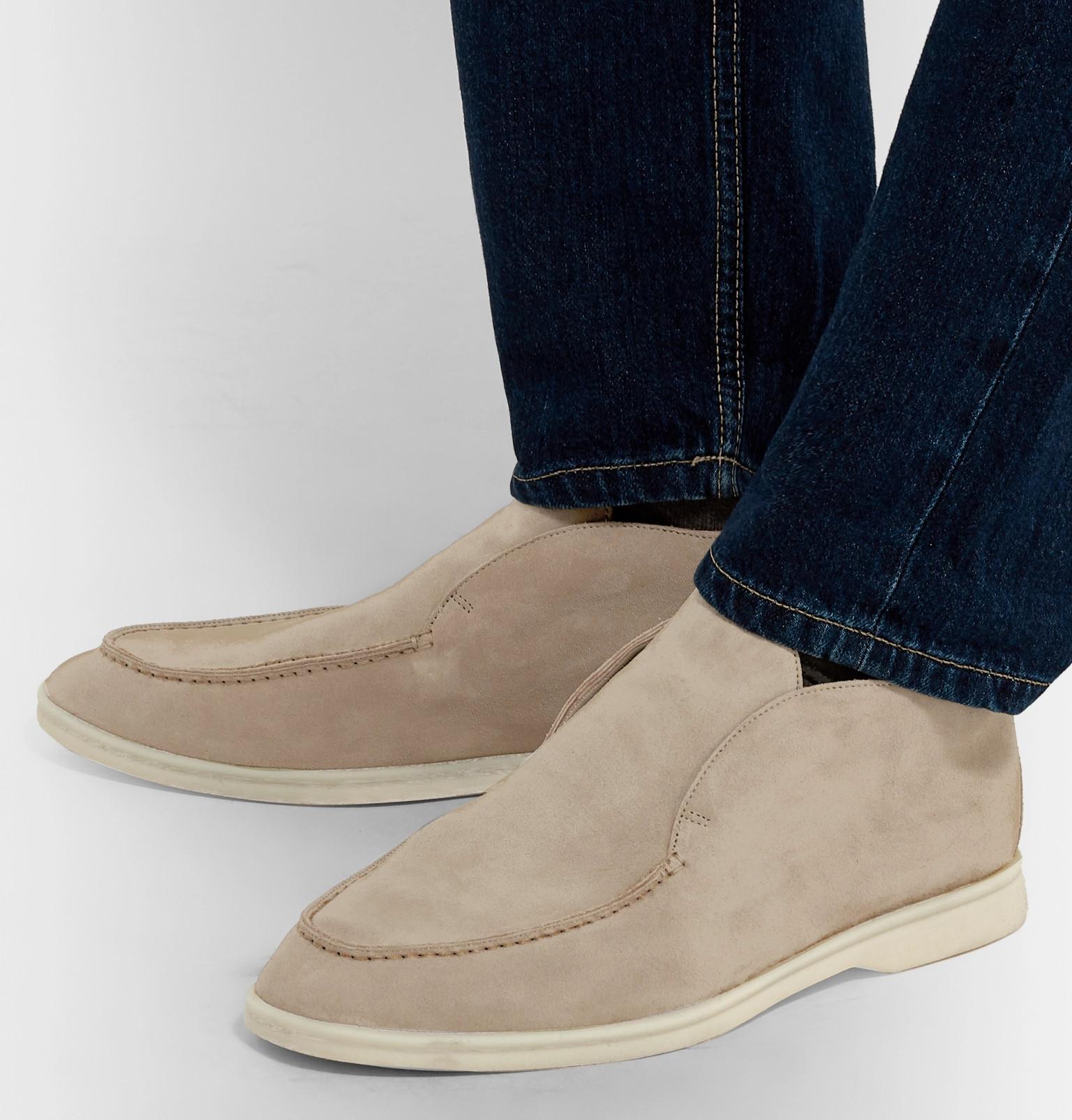 laceless chukka boots