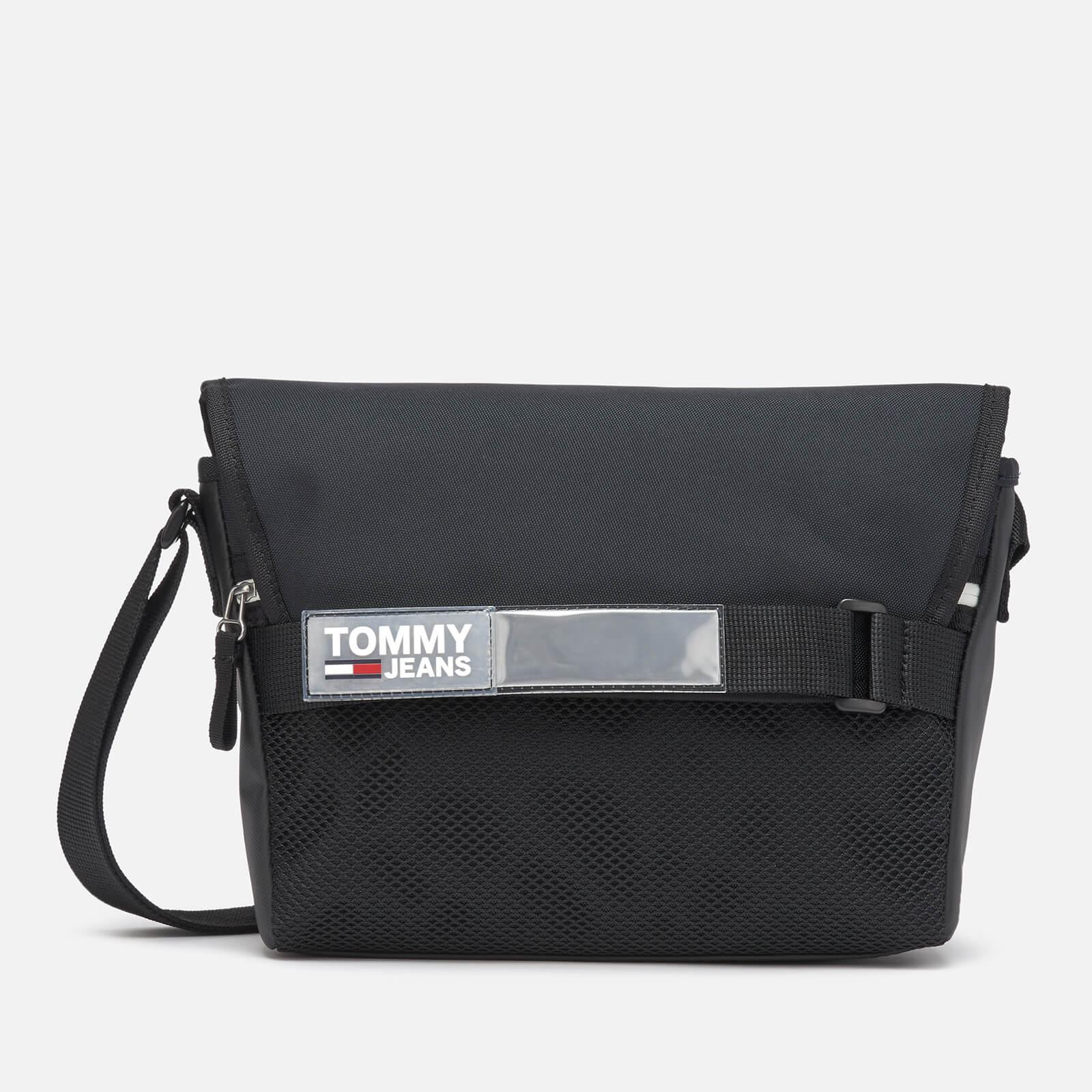 tommy jeans messenger bag