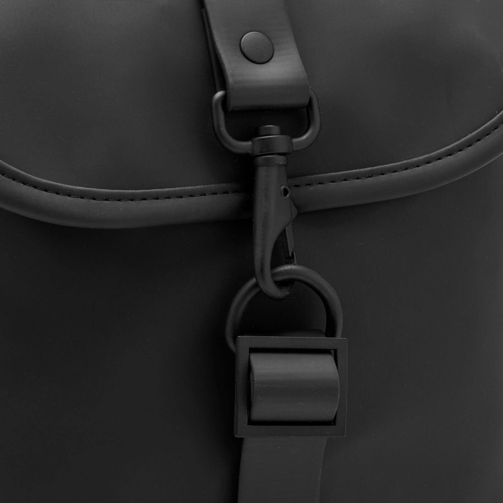 rains drawstring backpack review