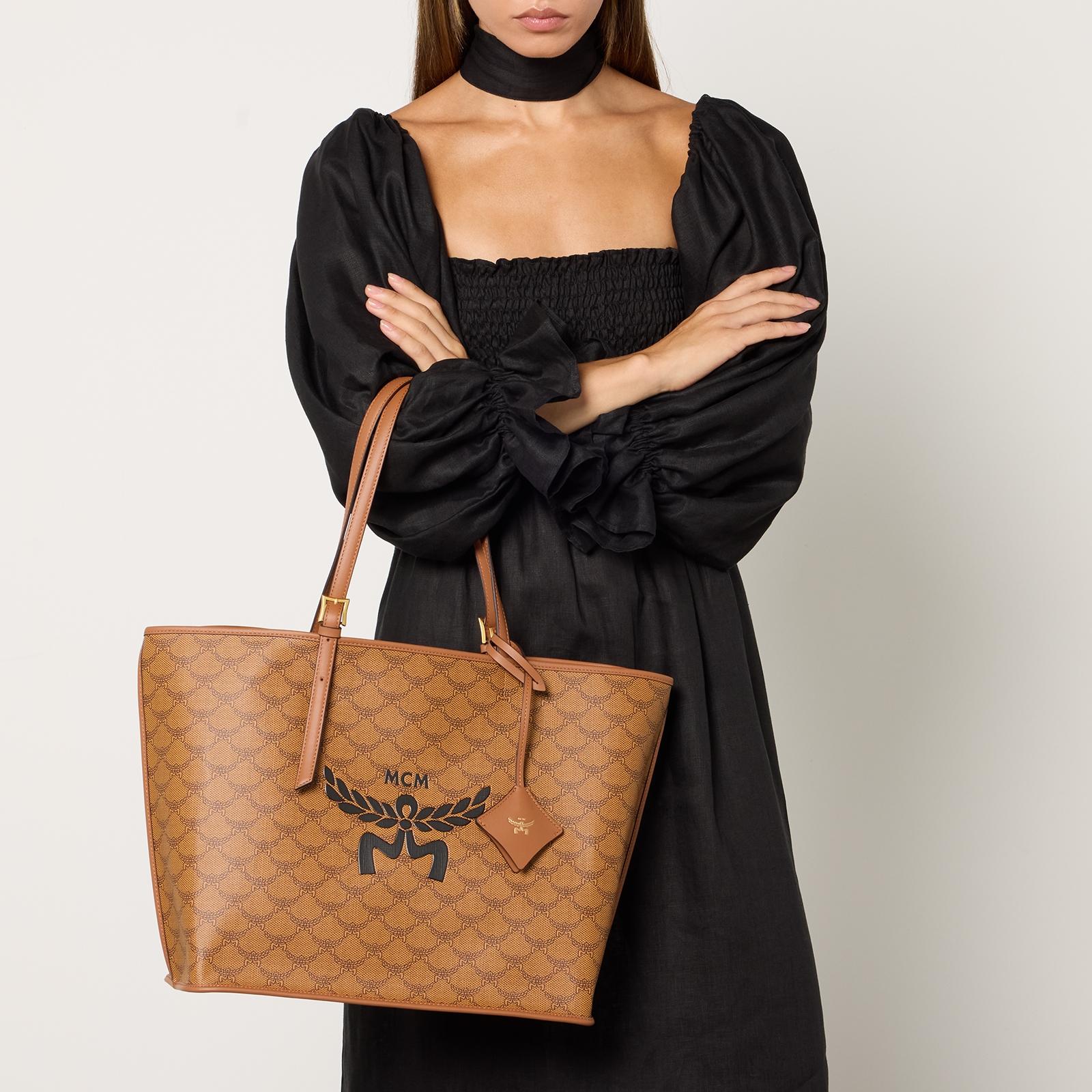 Mcm leather shopper hot sale