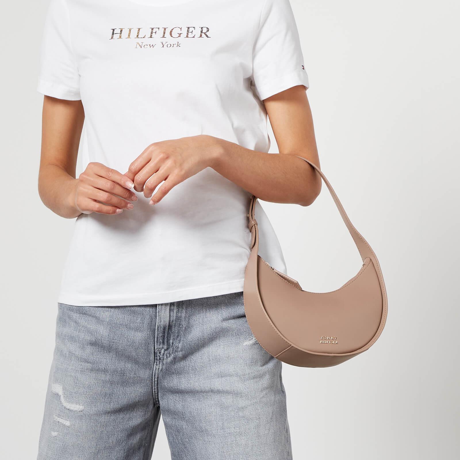 overal Ik heb een contract gemaakt Herhaal Tommy Hilfiger Small Casual Chic Leather Shoulder Bag in Brown | Lyst