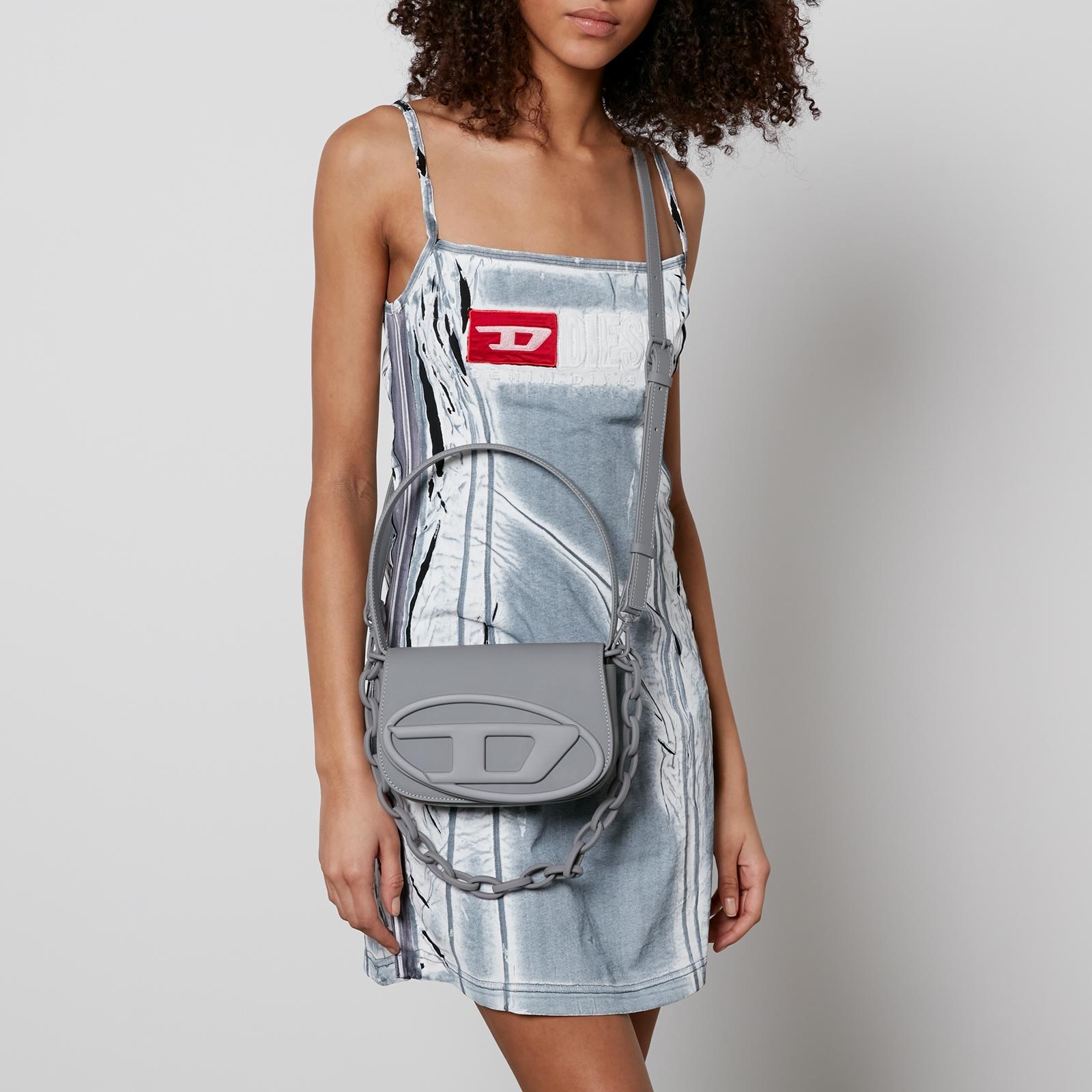 DIESEL 1dr-iconic Shoulder Bag In Matte Leather in Gray | Lyst