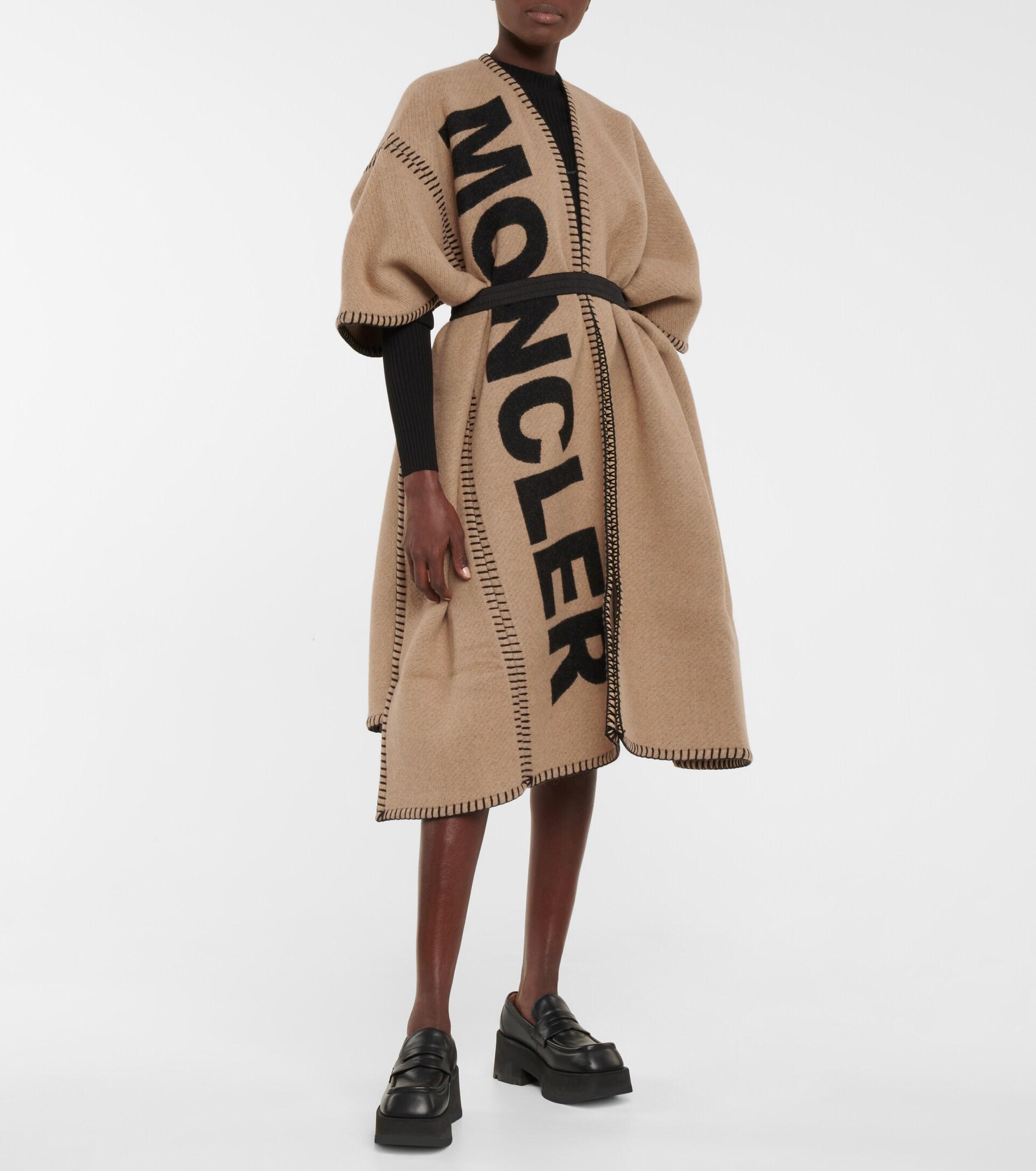 Moncler Wool-blend Poncho in Natural | Lyst