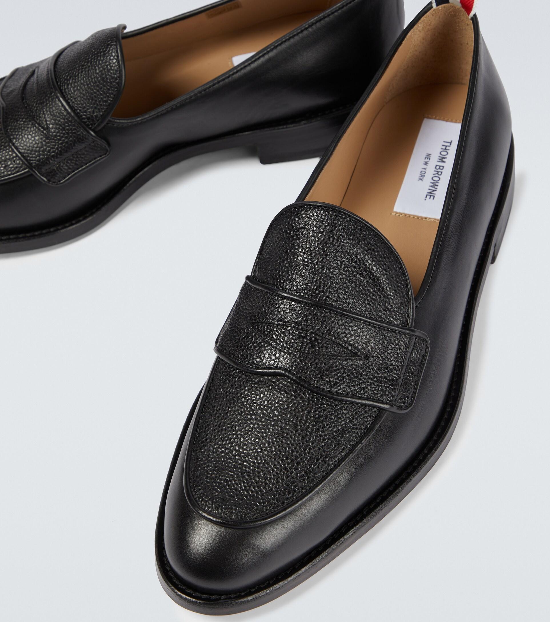 Thom Browne Grained Leather Penny Loafers in Black for Men Mens Shoes Slip-on shoes Loafers 