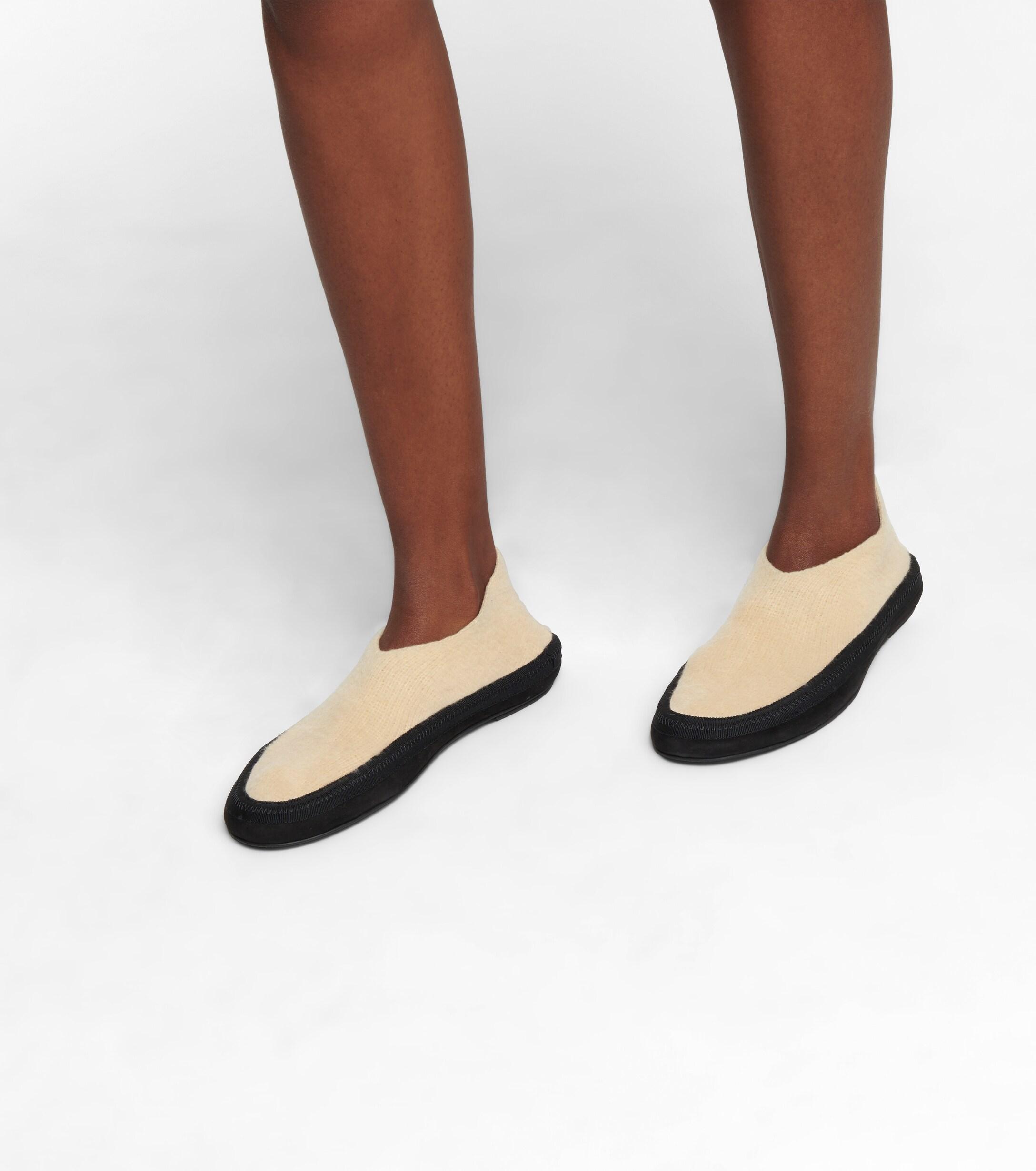 Buy > cashmere ballet flats > in stock