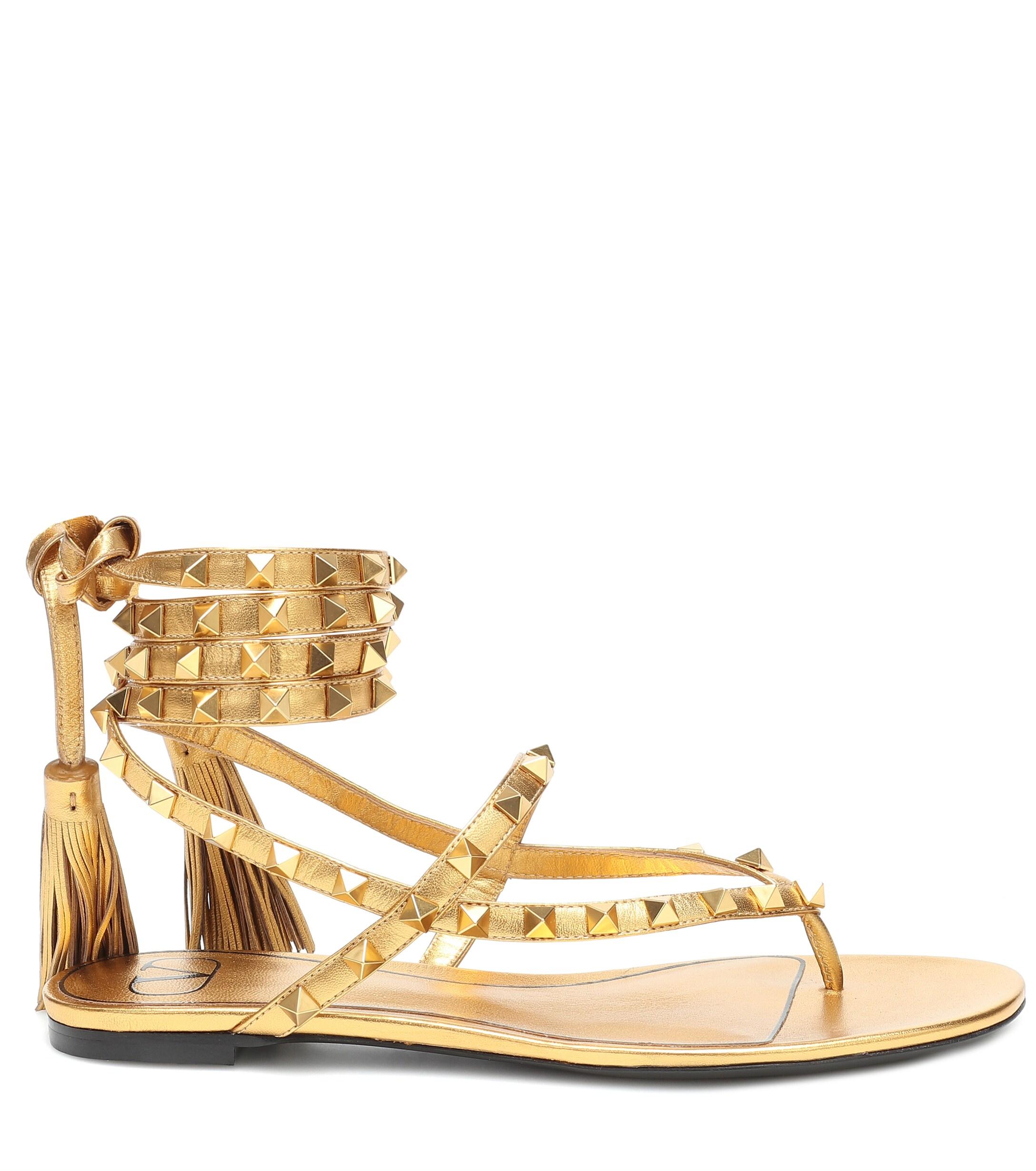 valentino rockstud flair